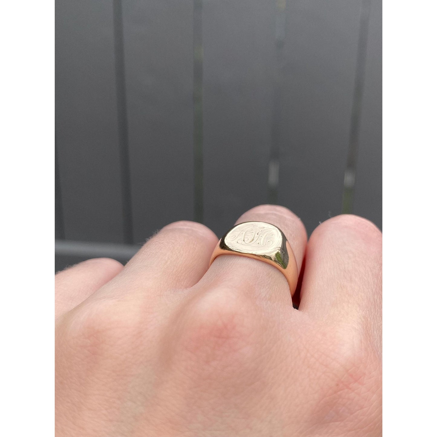 Vintage Solid 14k Yellow Gold Engraved Signet Ring - Size 6