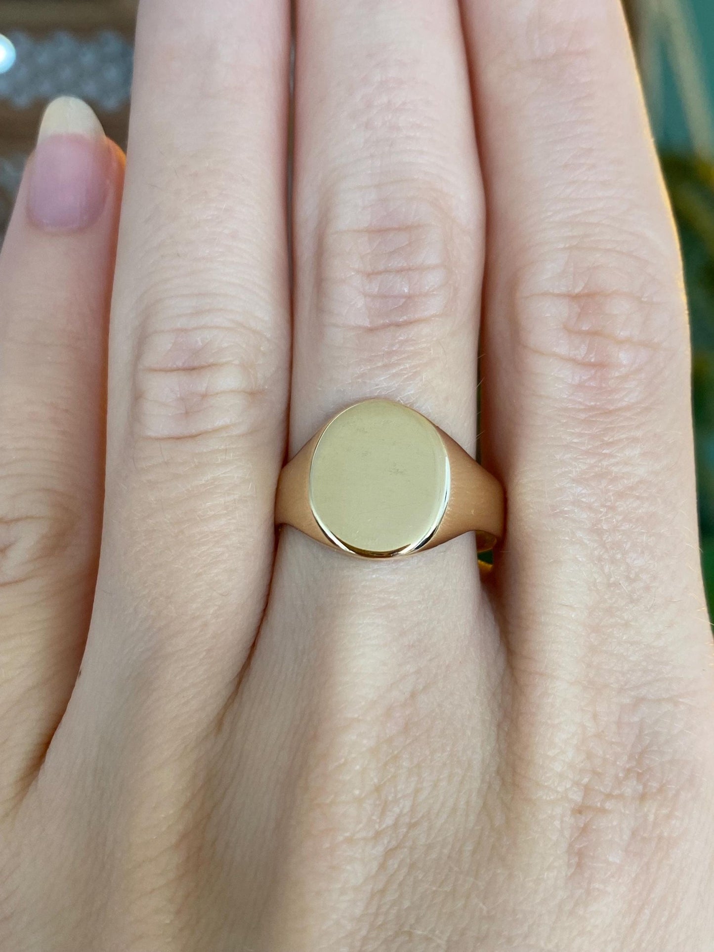 Vintage Solid 14k Yellow Gold Signet Ring - Size 8.75