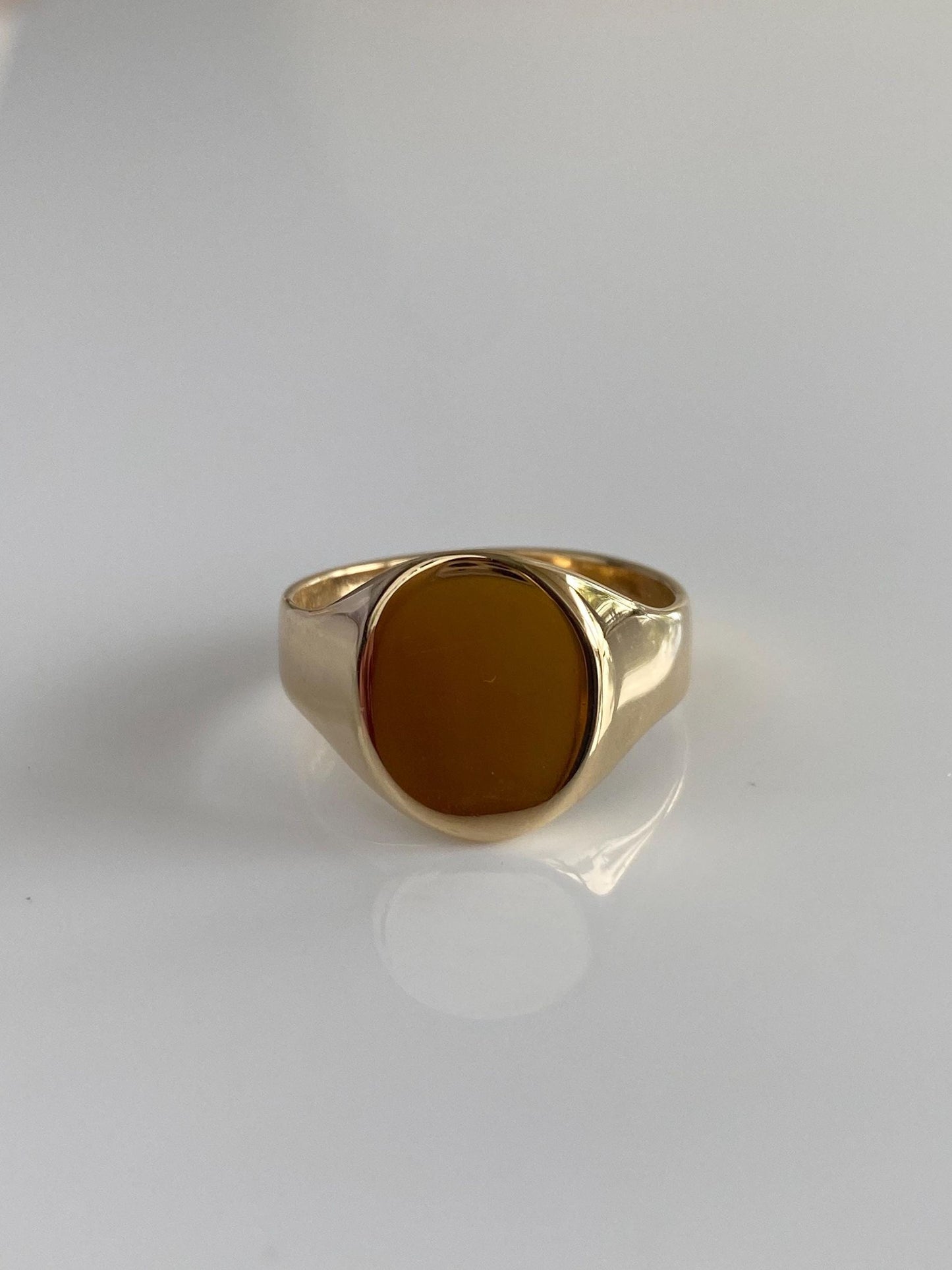 Vintage Solid 14k Yellow Gold Signet Ring - Size 8.75