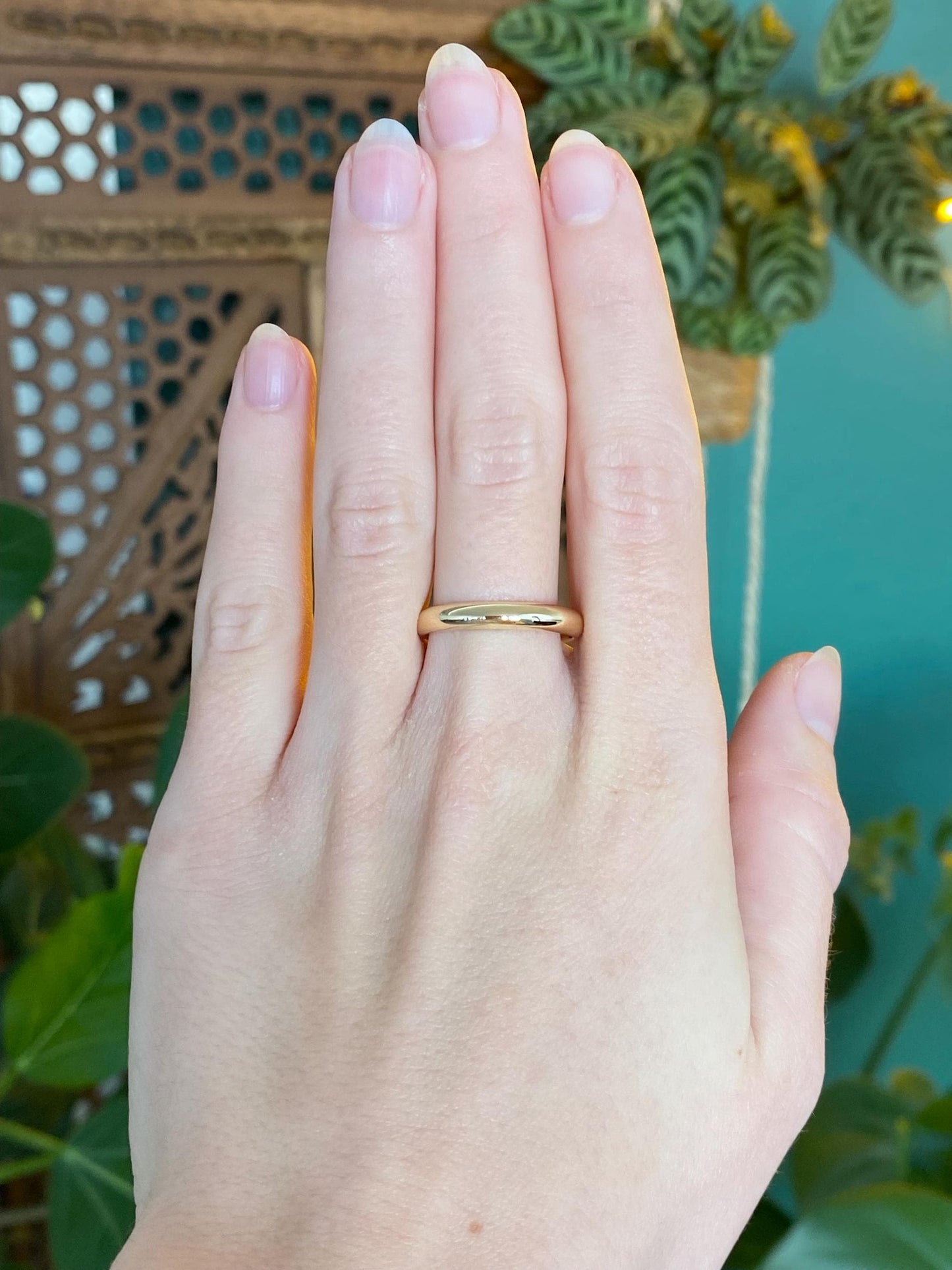 Vintage Solid 14k Yellow Gold Ring Band - Size 8.75