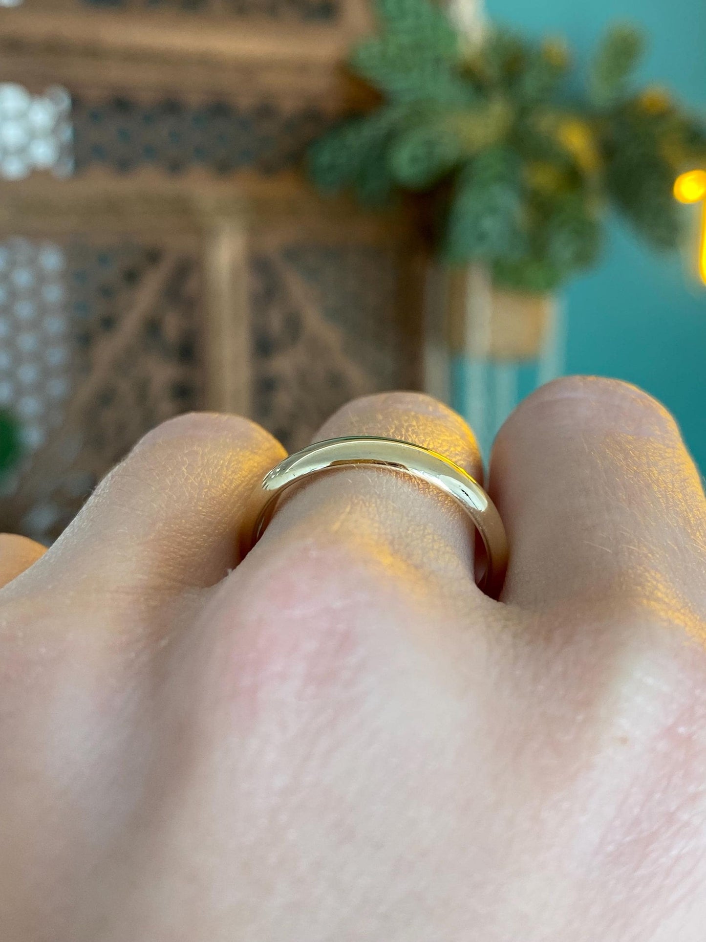 Vintage Solid 14k Yellow Gold Ring Band - Size 8.75