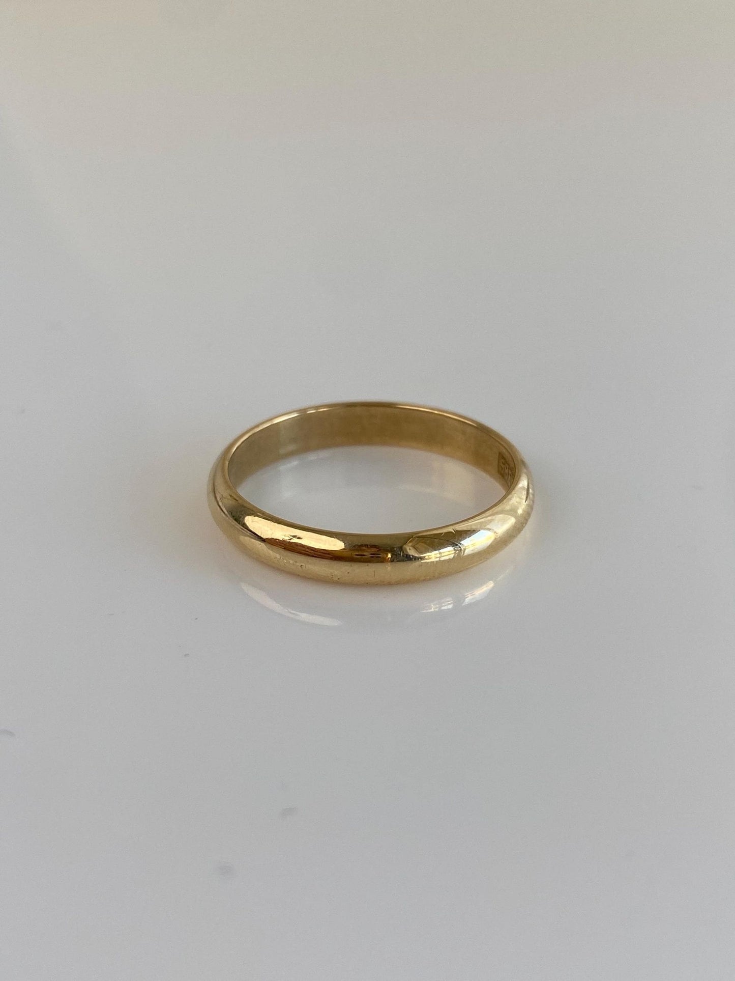 Vintage Solid 14k Yellow Gold Ring Band - Size 8.75