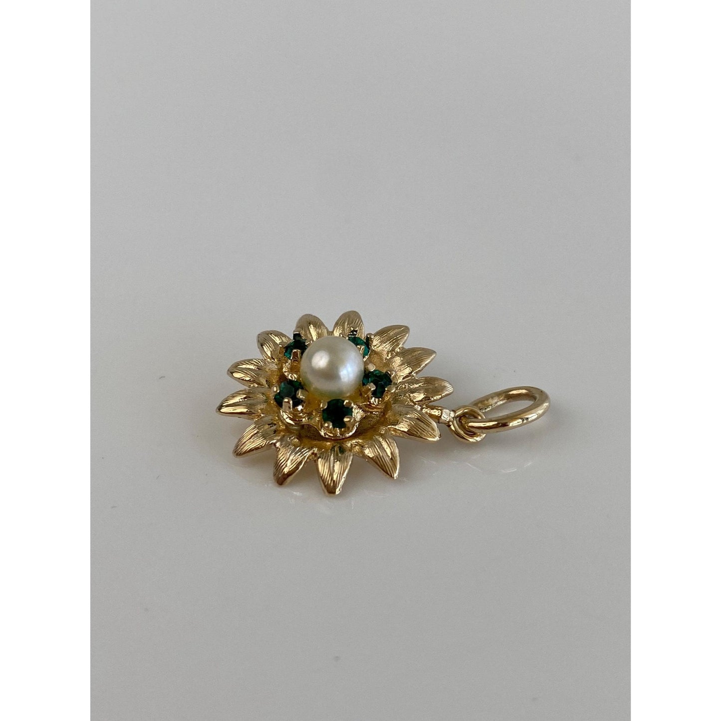 Solid 14k Yellow Gold Green Cubic Zirconia Pearl Sunflower Charm