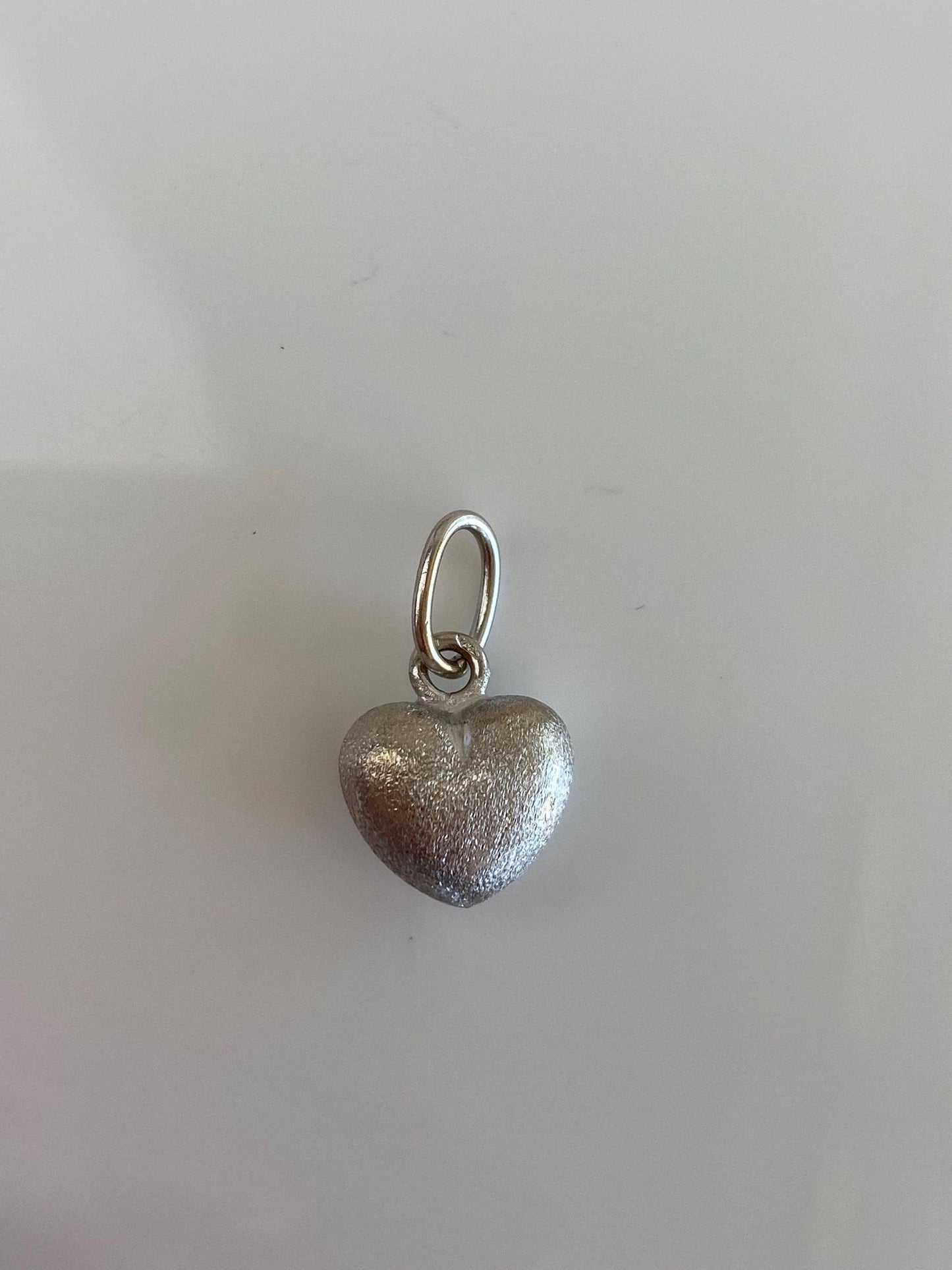 Vintage 18k White Gold Sparkly Puffy Heart Charm