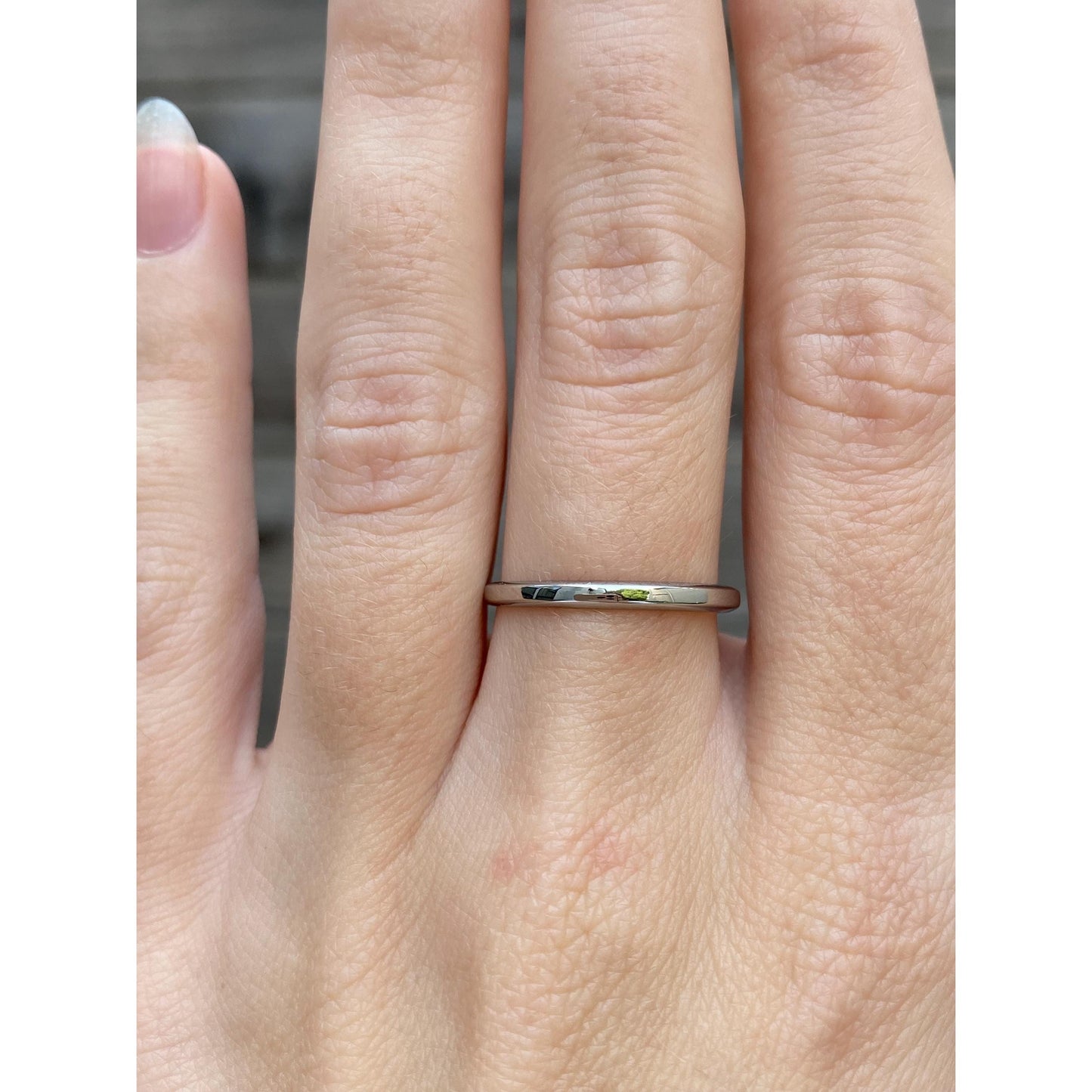 Vintage Solid 18k White Gold Ring Band - Size 7.5