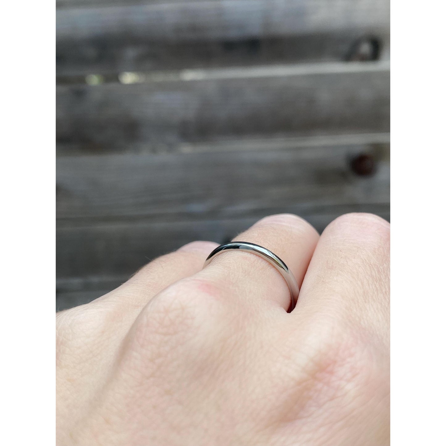 Vintage Solid 18k White Gold Ring Band - Size 7.5