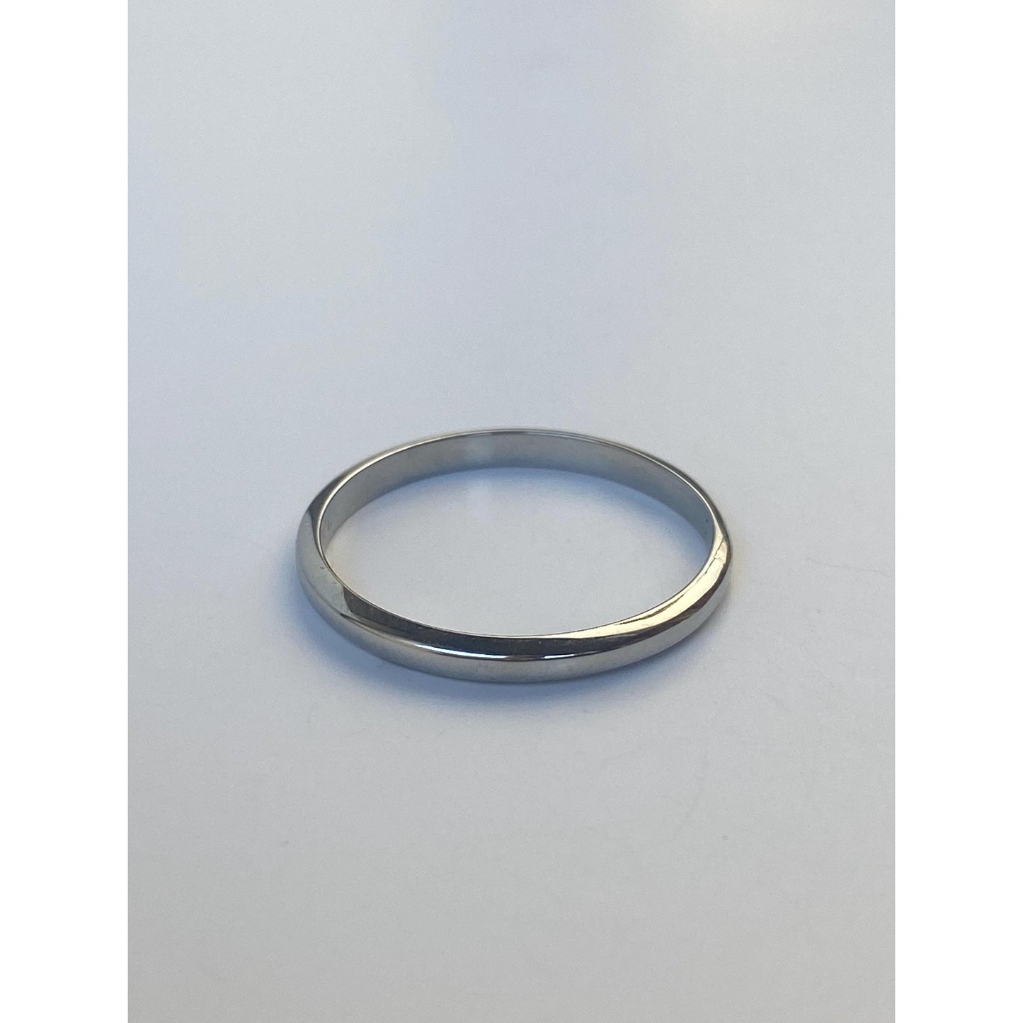 Vintage Solid 18k White Gold Ring Band - Size 7.5