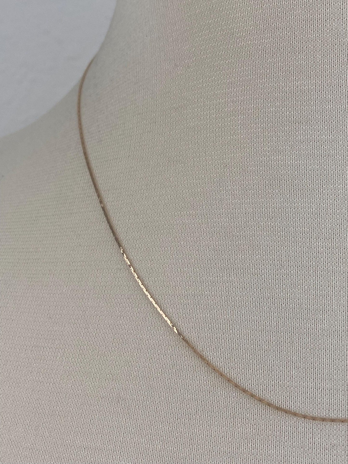 Vintage Solid 14k Yellow Gold Slim Triangle Link Chain Necklace - 18.25 inches