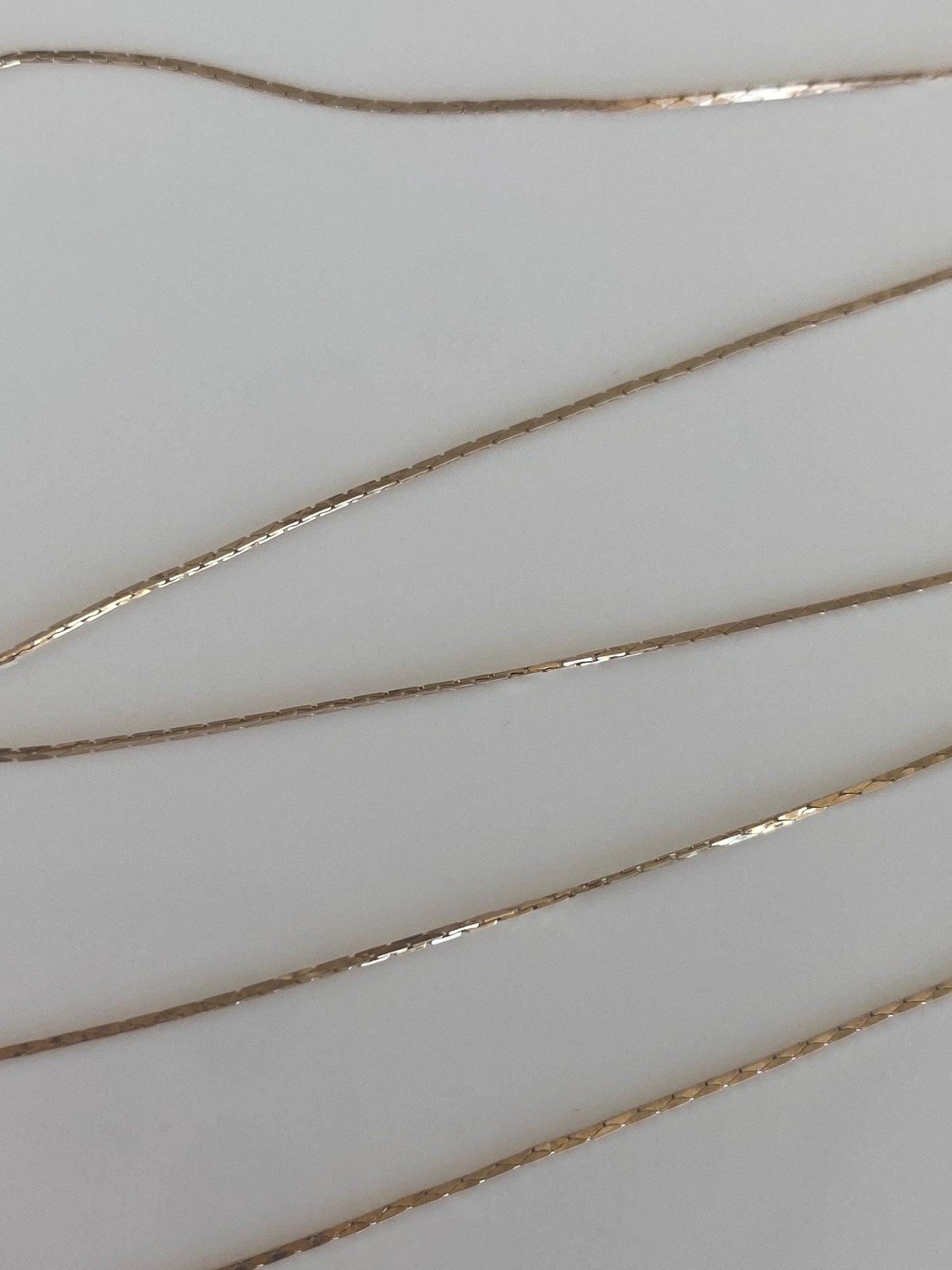 Vintage Solid 14k Yellow Gold Slim Triangle Link Chain Necklace - 18.25 inches