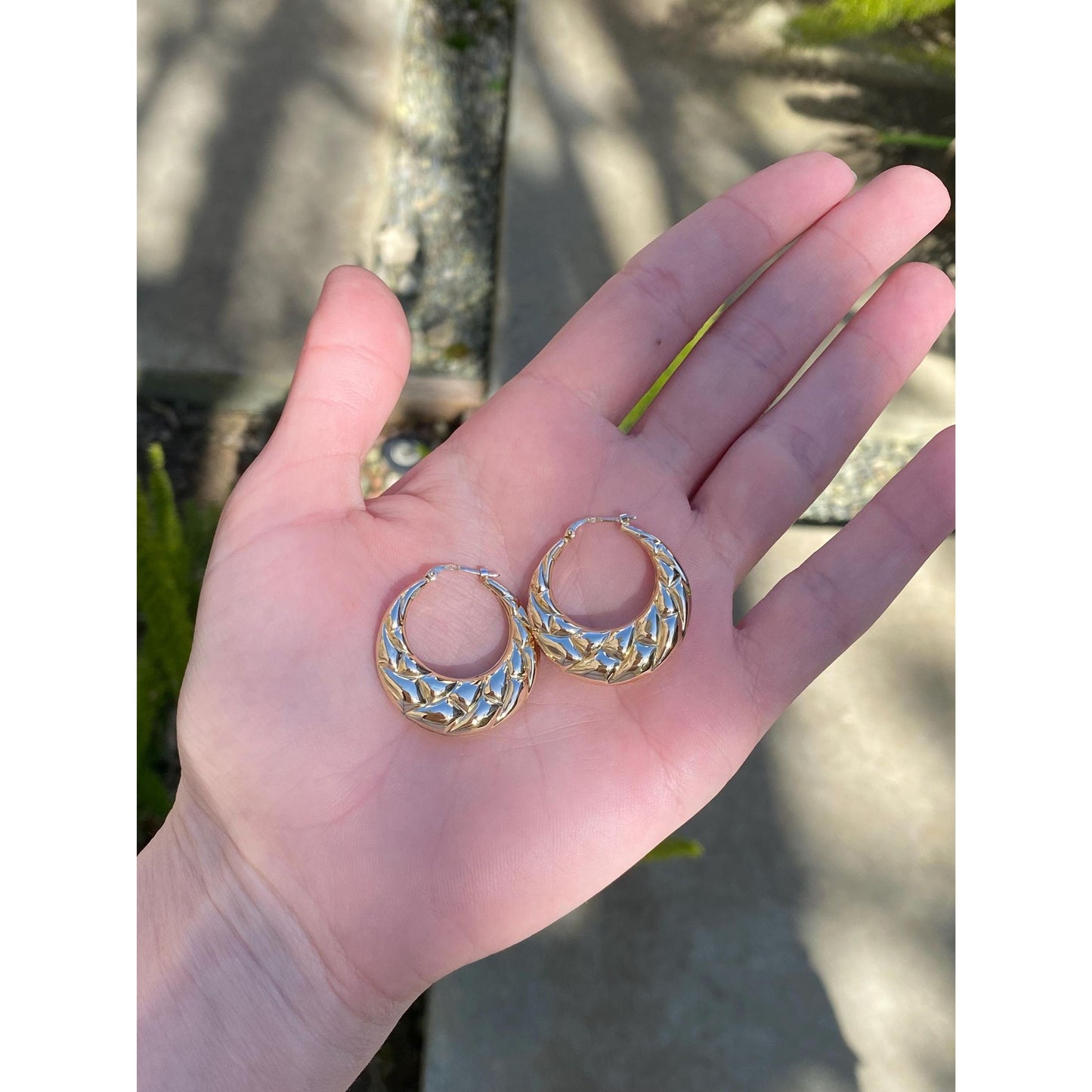 Vintage 9k Yellow Gold Puffy Quilted Braid Texture Hoop Earrings