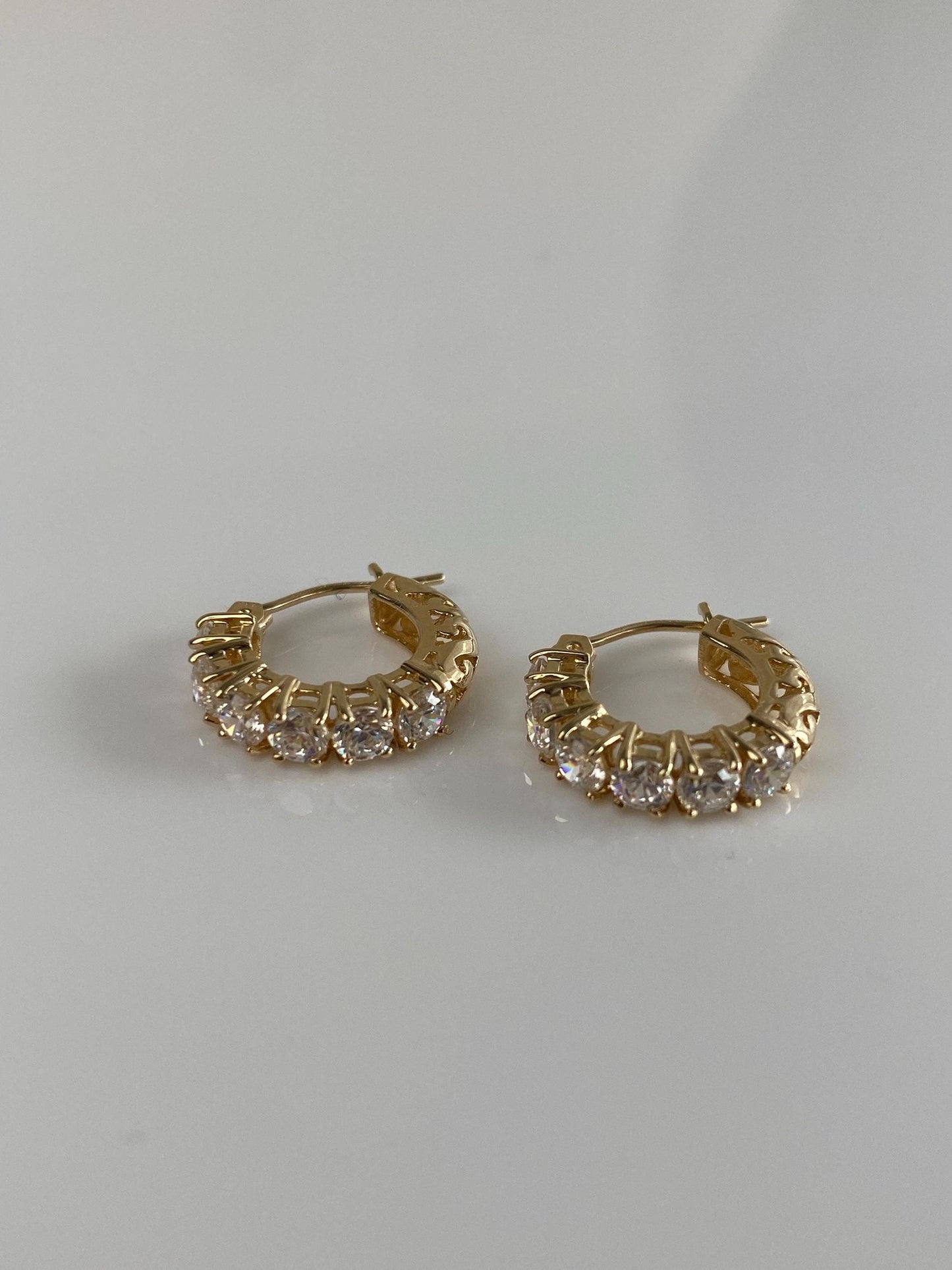 Vintage Solid 14k Yellow Gold Cubic Zirconia Hoop Earrings