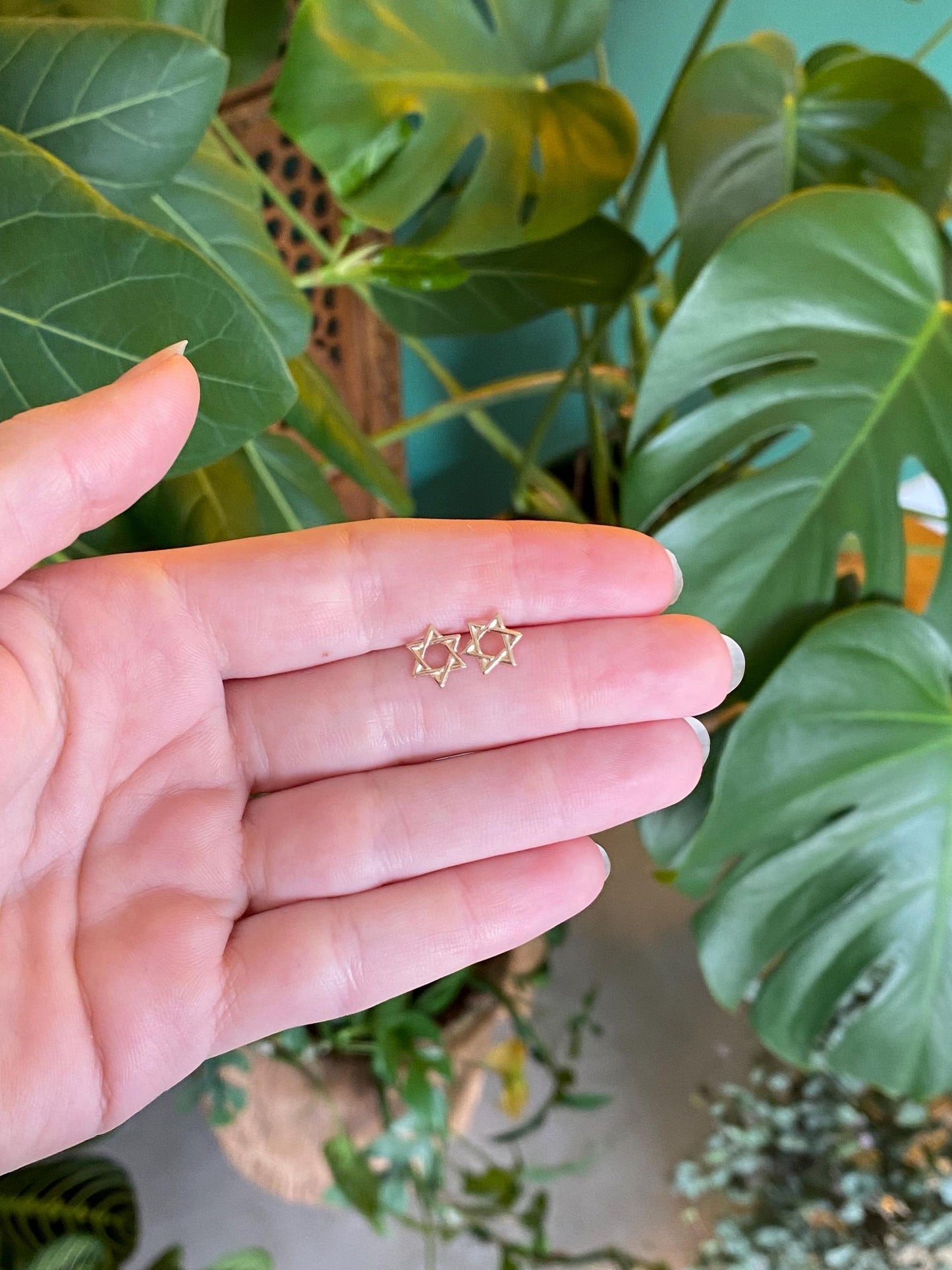 Vintage Solid 14k Yellow Gold Star of David Stud Earrings