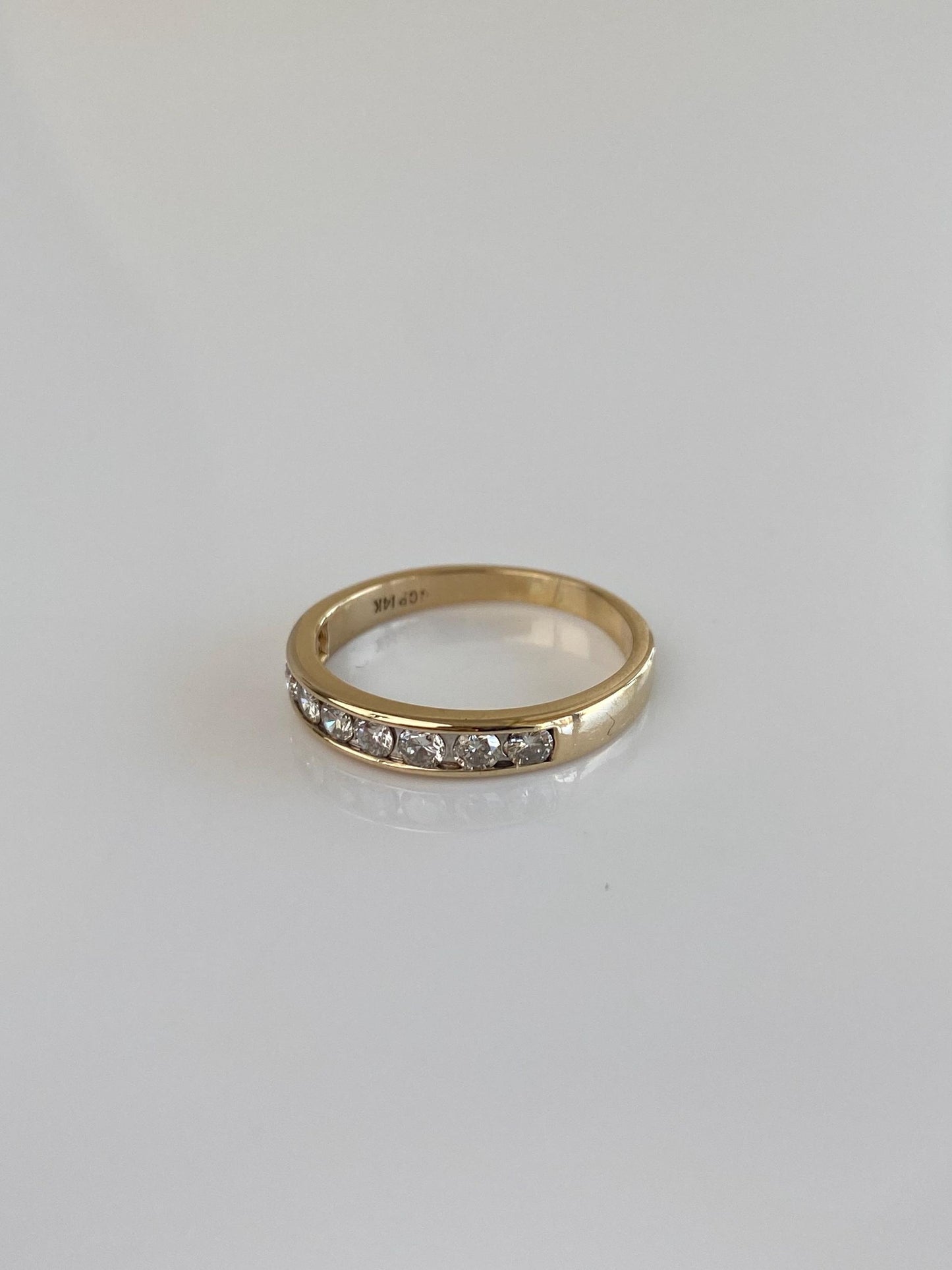 Vintage Solid 14k Yellow Gold Diamond Ring Band - Size 6.25