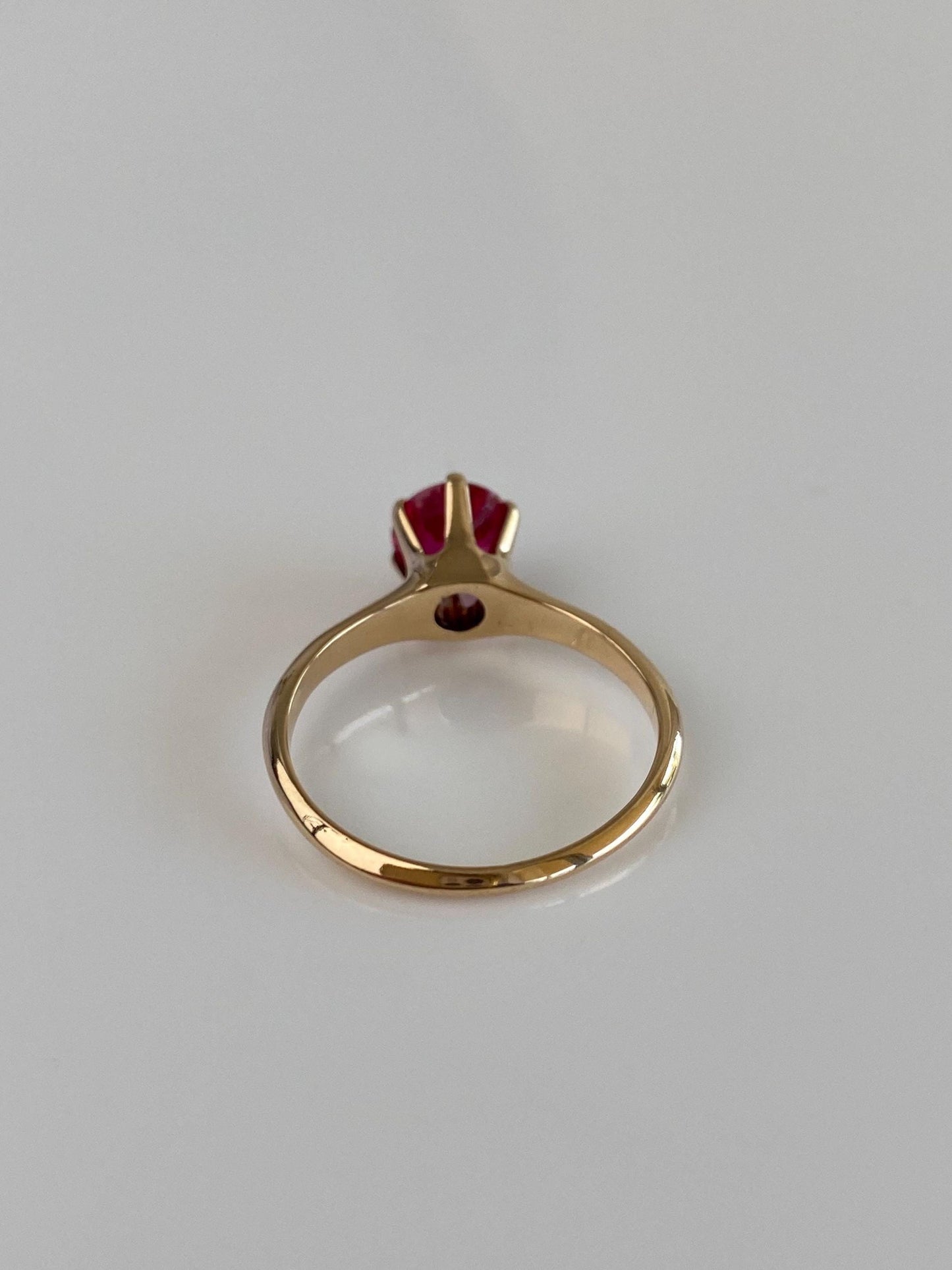 Vintage Solid 14k Yellow Gold Pink Sapphire Ring - Size 8.25