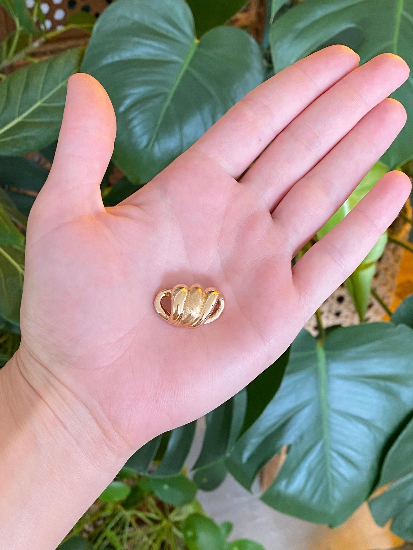 Vintage 18k Yellow Gold Twist Slide Charm