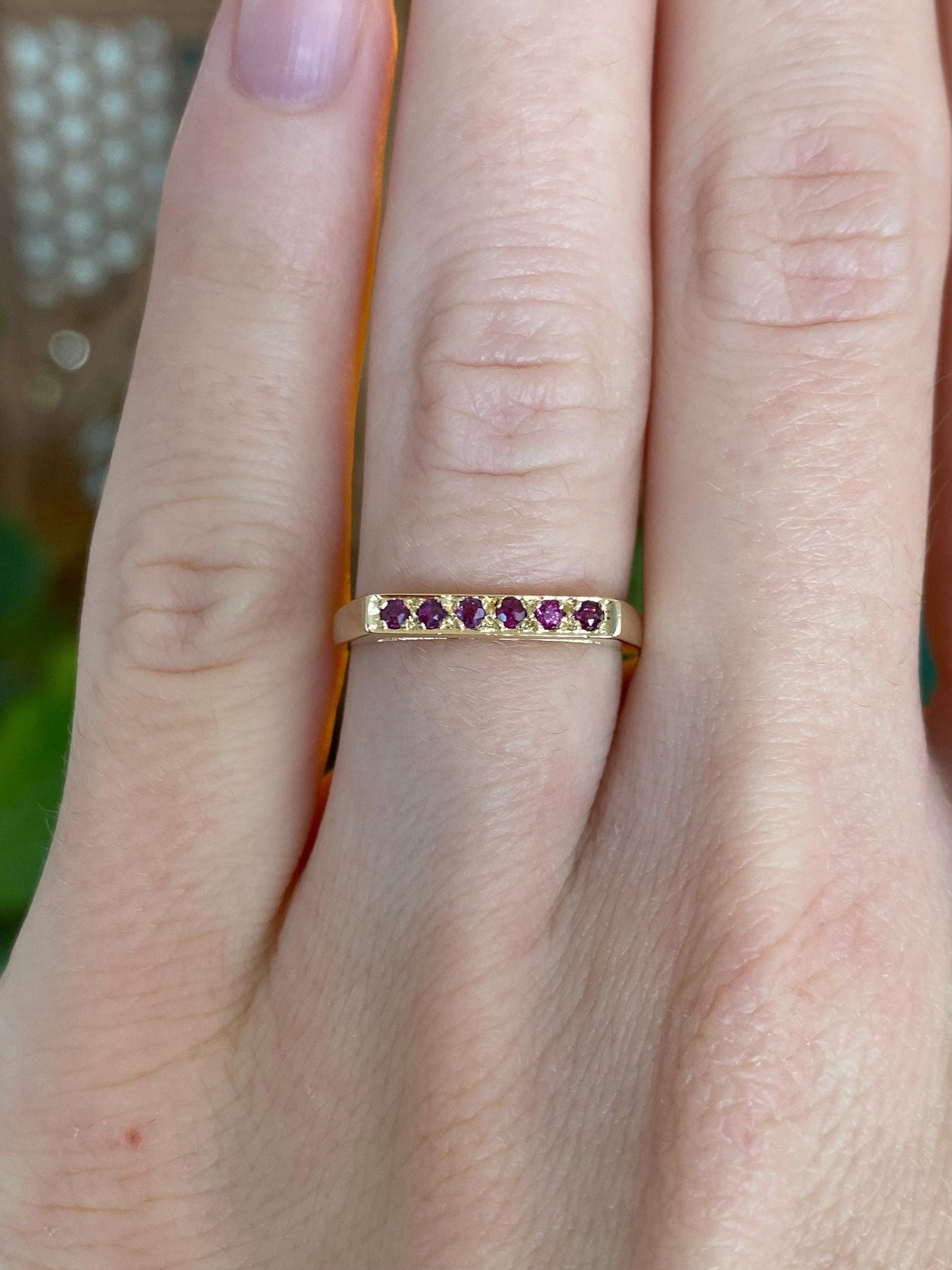 Vintage Solid 14k Yellow Gold Red Spinel Ring - Size 5.25