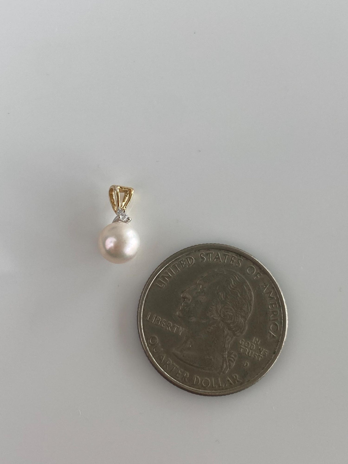 Vintage Solid 14k Yellow Gold Pearl Clear Sapphire Charm