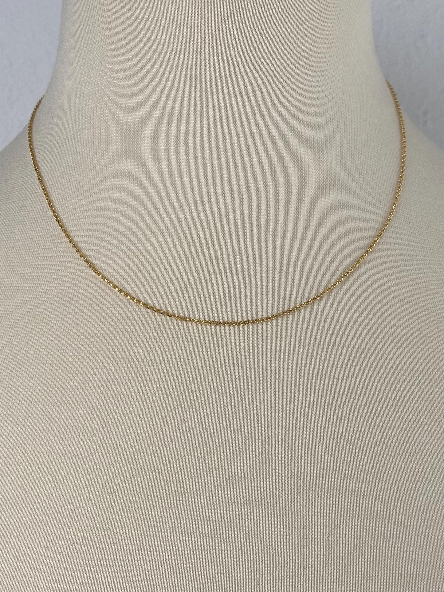 Vintage Solid 14k Yellow Gold Twisted Box Chain Necklace - 18 inches
