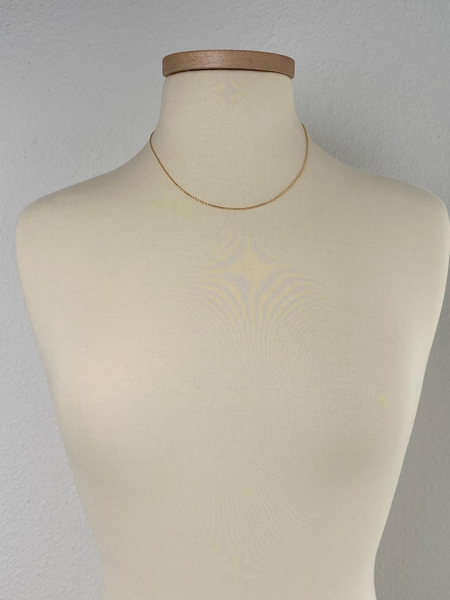 Vintage Solid 14k Yellow Gold Twisted Box Chain Necklace - 18 inches