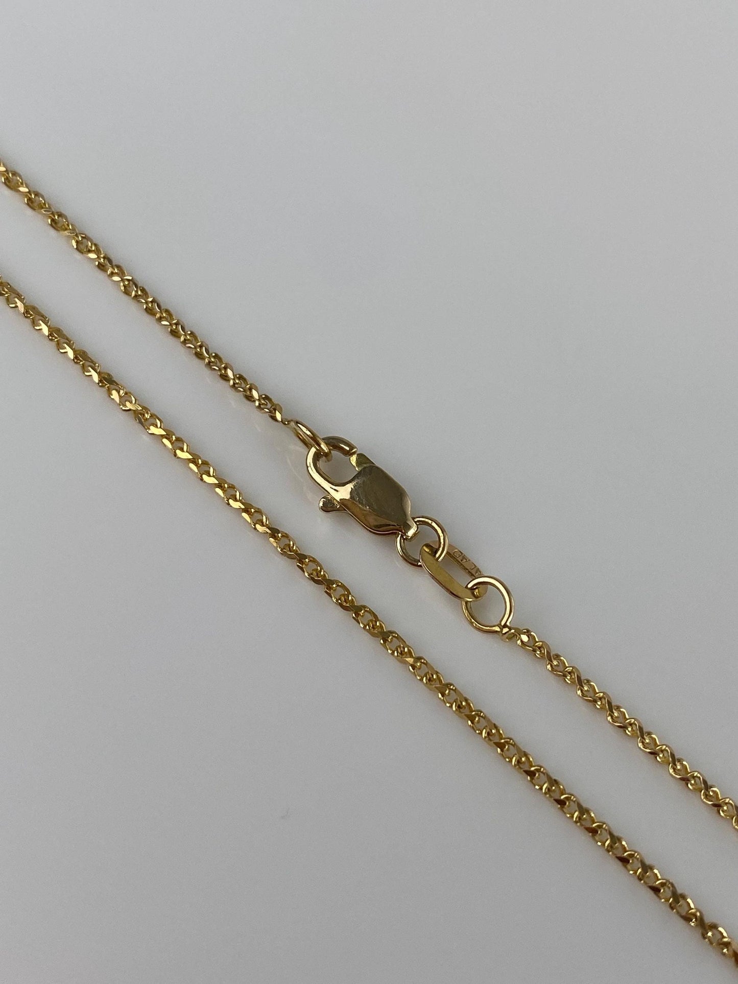 Vintage Solid 14k Yellow Gold Twisted Box Chain Necklace - 18 inches