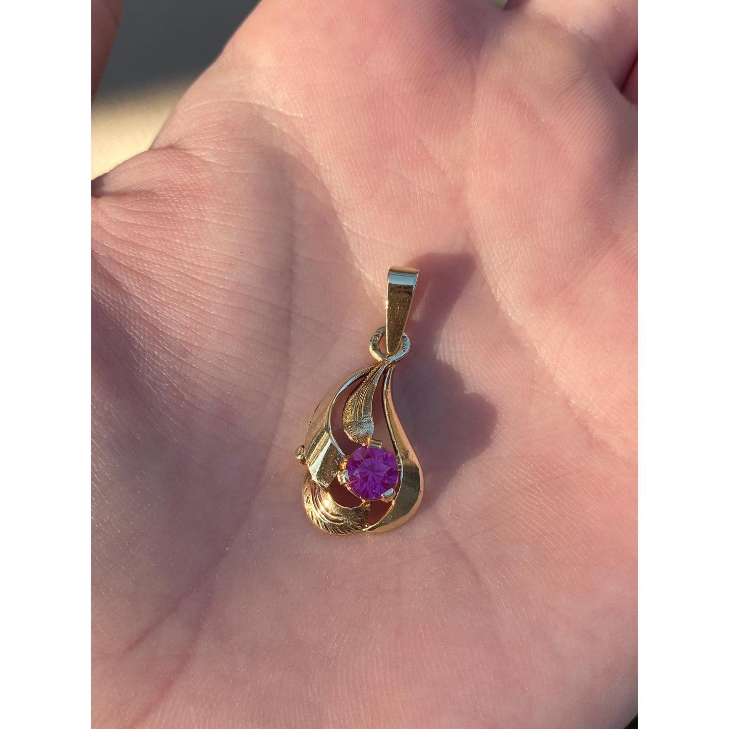 Vintage Solid 14k Yellow Gold Pink Sapphire Swirl Charm