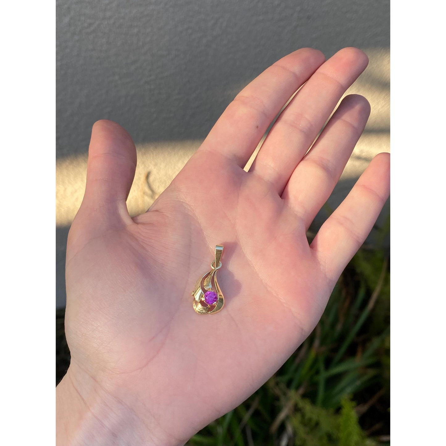 Vintage Solid 14k Yellow Gold Pink Sapphire Swirl Charm