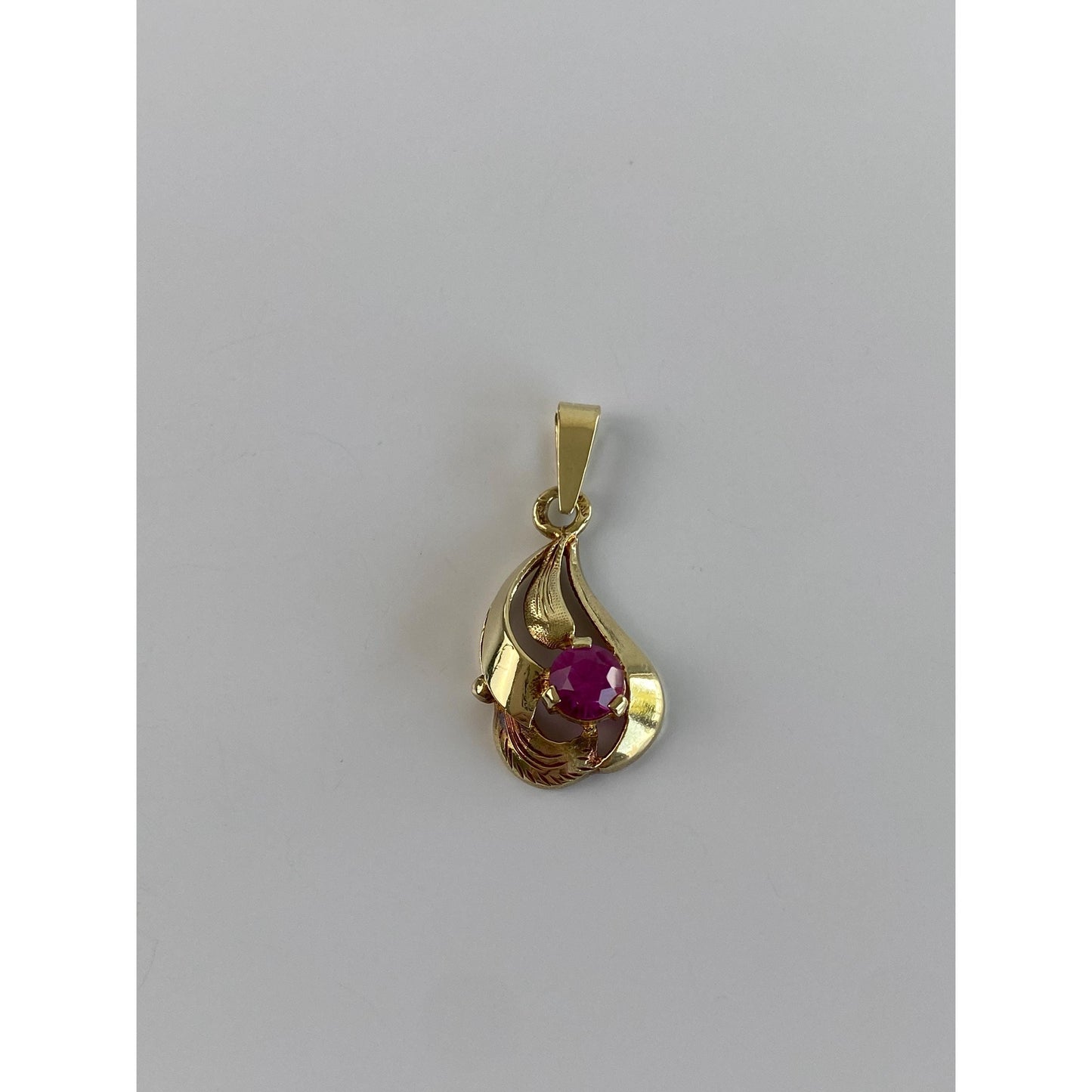Vintage Solid 14k Yellow Gold Pink Sapphire Swirl Charm