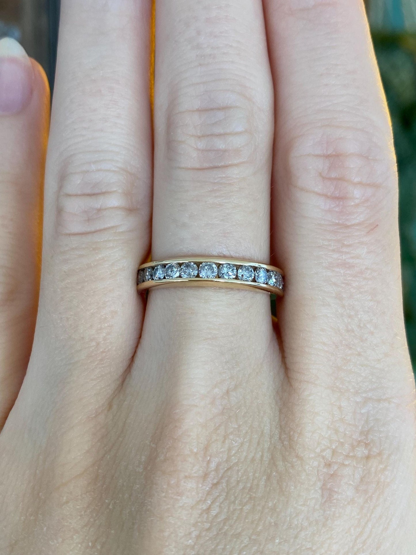 Vintage Solid 14k Yellow Gold Diamond Ring Band - Size 7.25