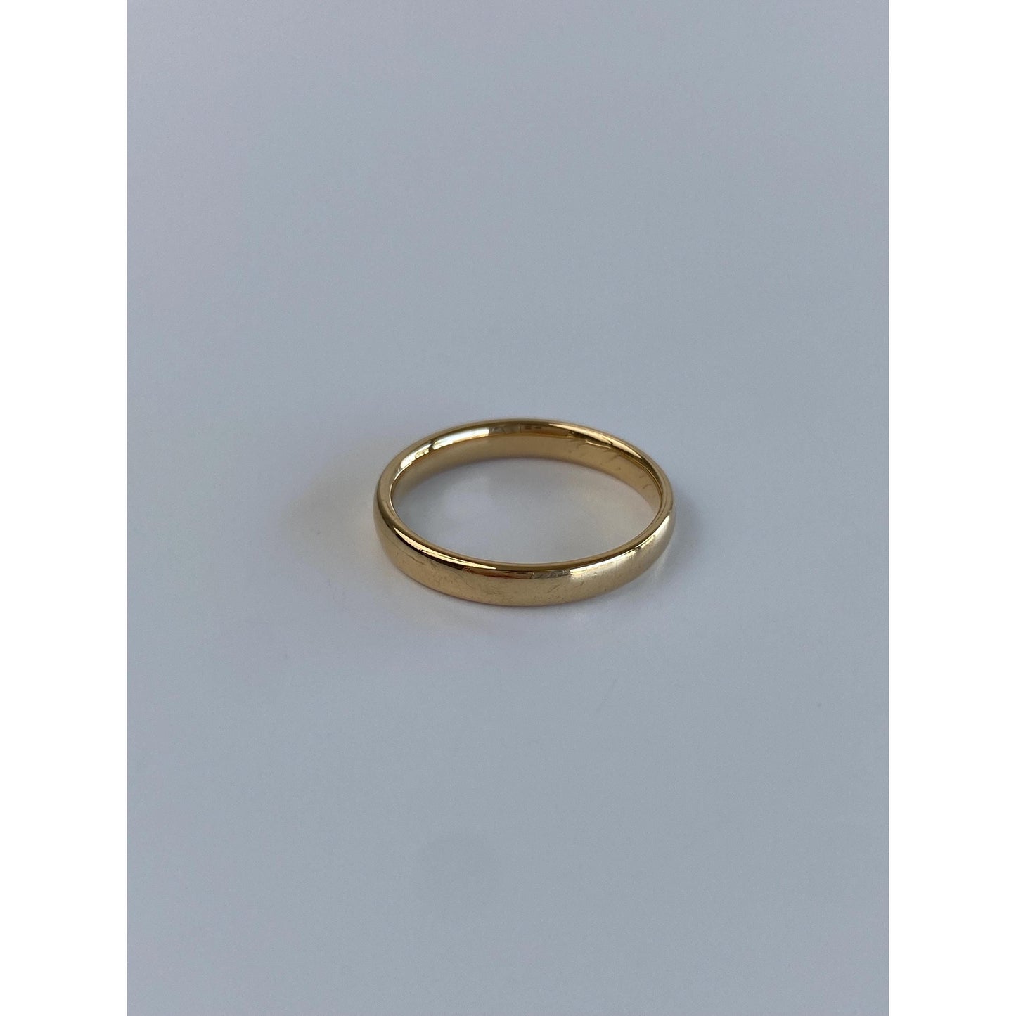 Vintage Solid 18k Yellow Gold Ring Band - Size 5.5
