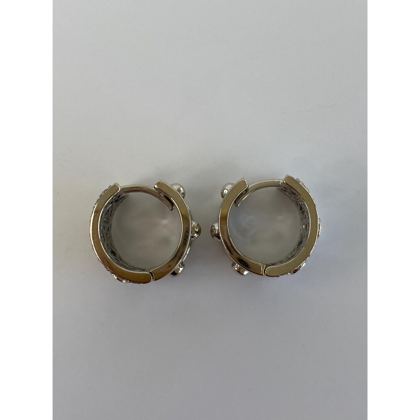 Vintage Solid 14k White Gold Diamond Floral Hoop Earrings