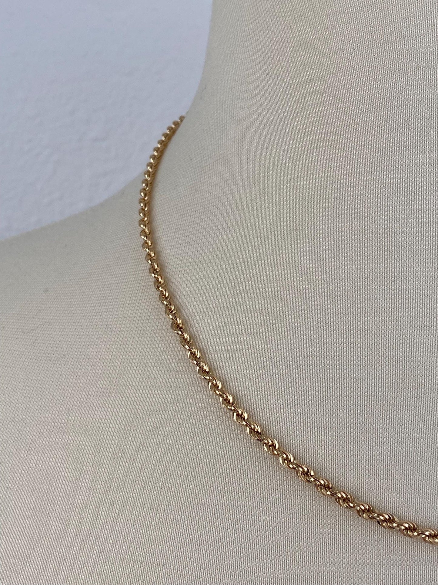 Vintage Solid 18k Yellow Gold Rope Chain Necklace - 19.5 inches