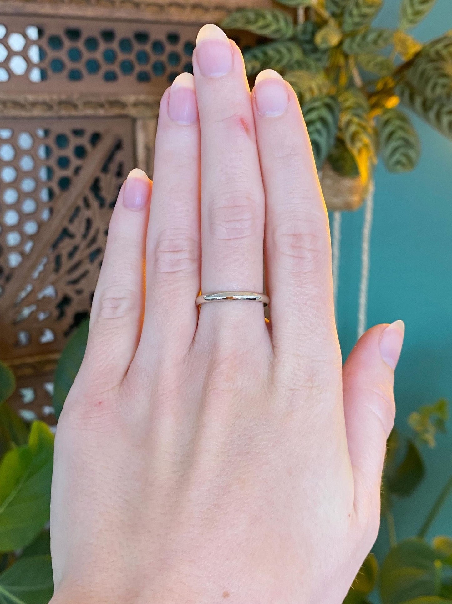 Vintage Solid 14k White Gold Ring Band - Size 6.75