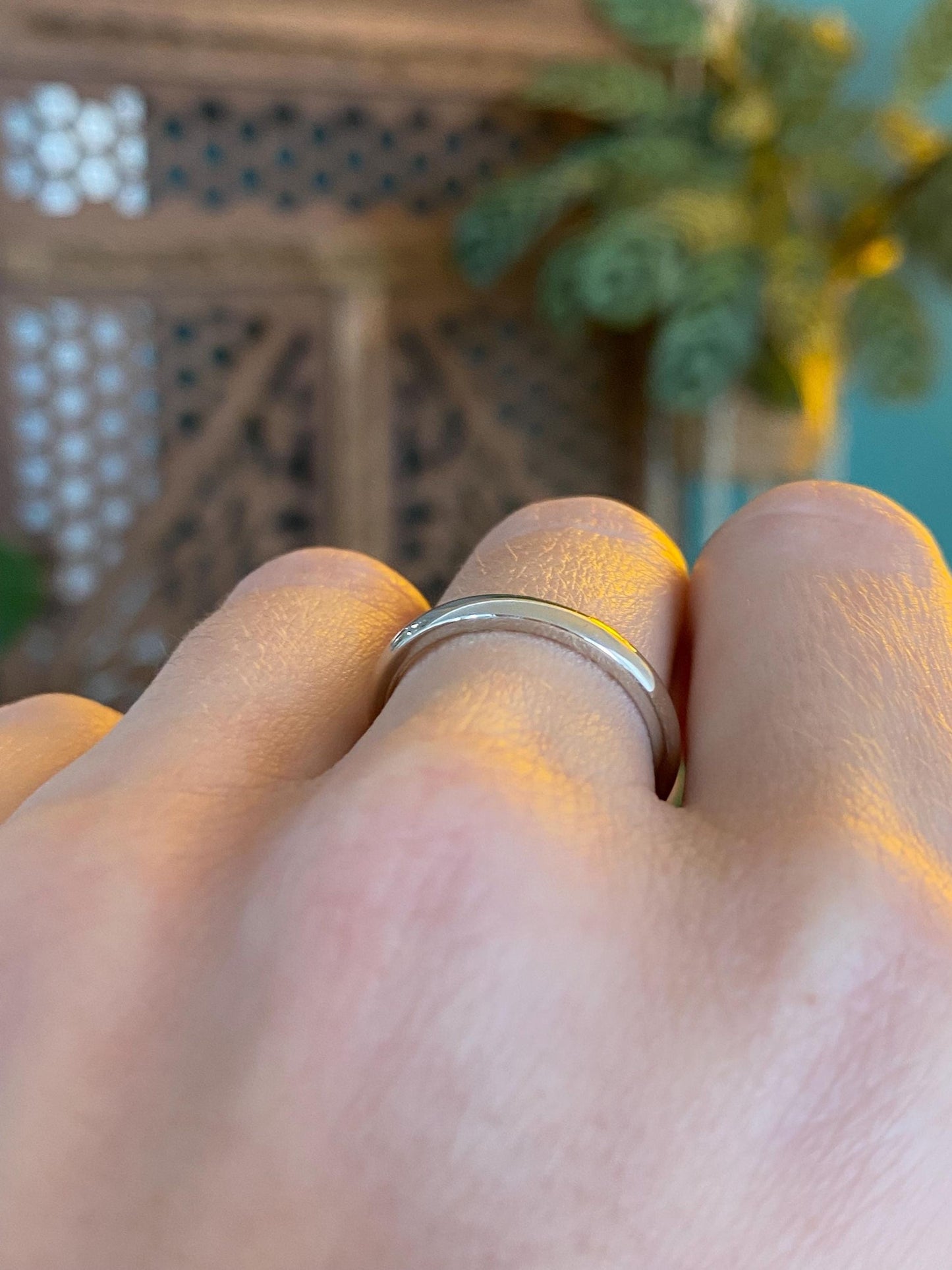 Vintage Solid 14k White Gold Ring Band - Size 6.75