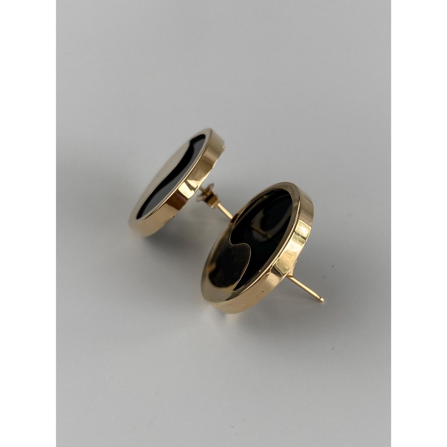 Vintage Solid 14k Yellow Gold Onyx Yin Yang Stud Earrings