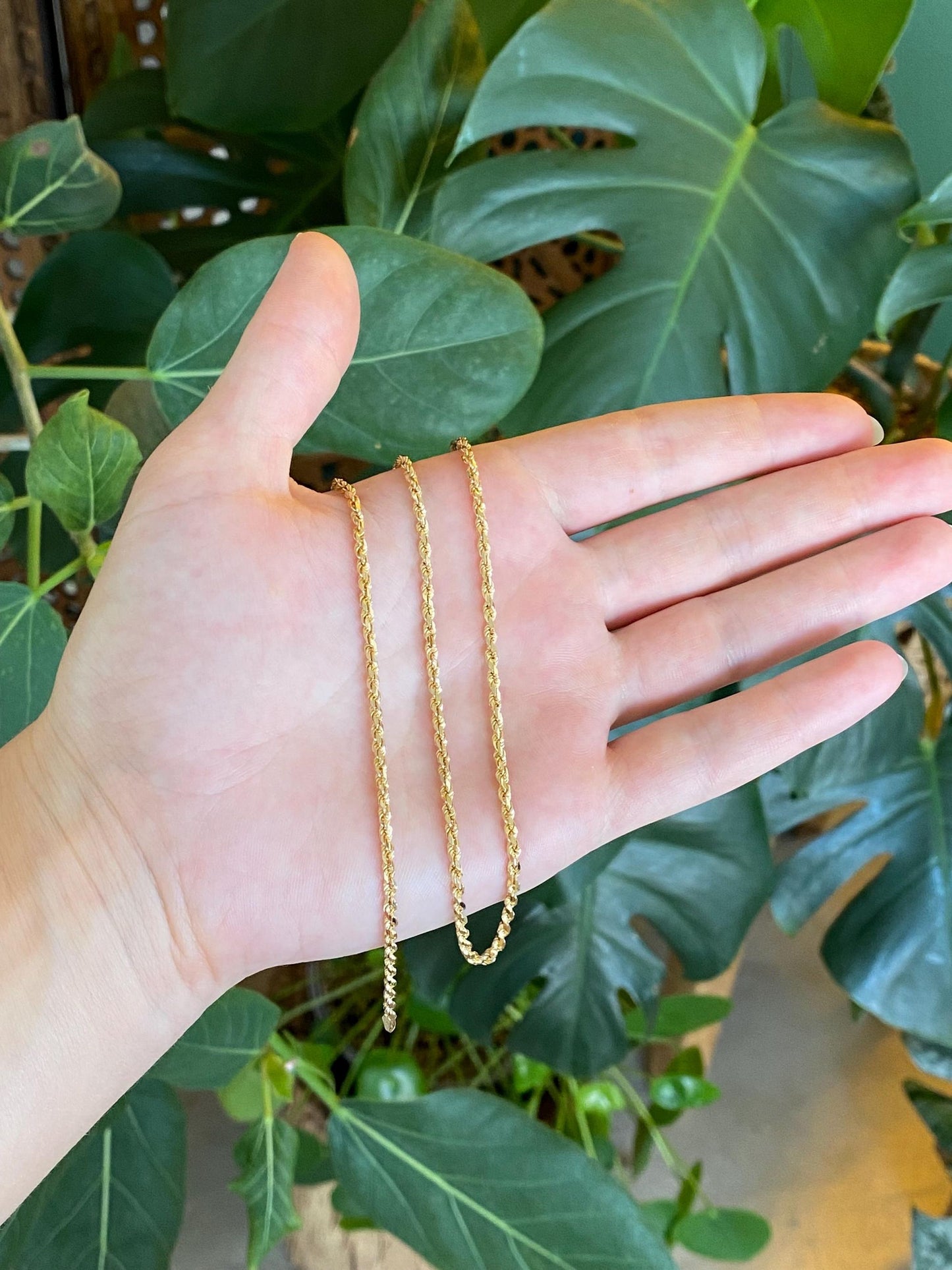 Vintage Solid 14k Yellow Gold Diamond Cut Rope Chain Necklace - 16.25 inches