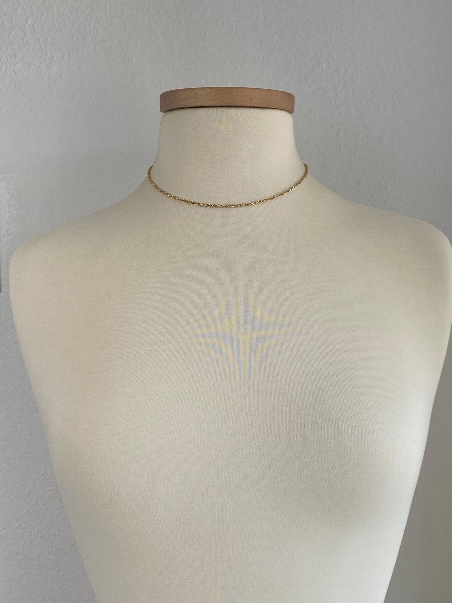 Vintage Solid 14k Yellow Gold Diamond Cut Rope Chain Necklace - 16.25 inches