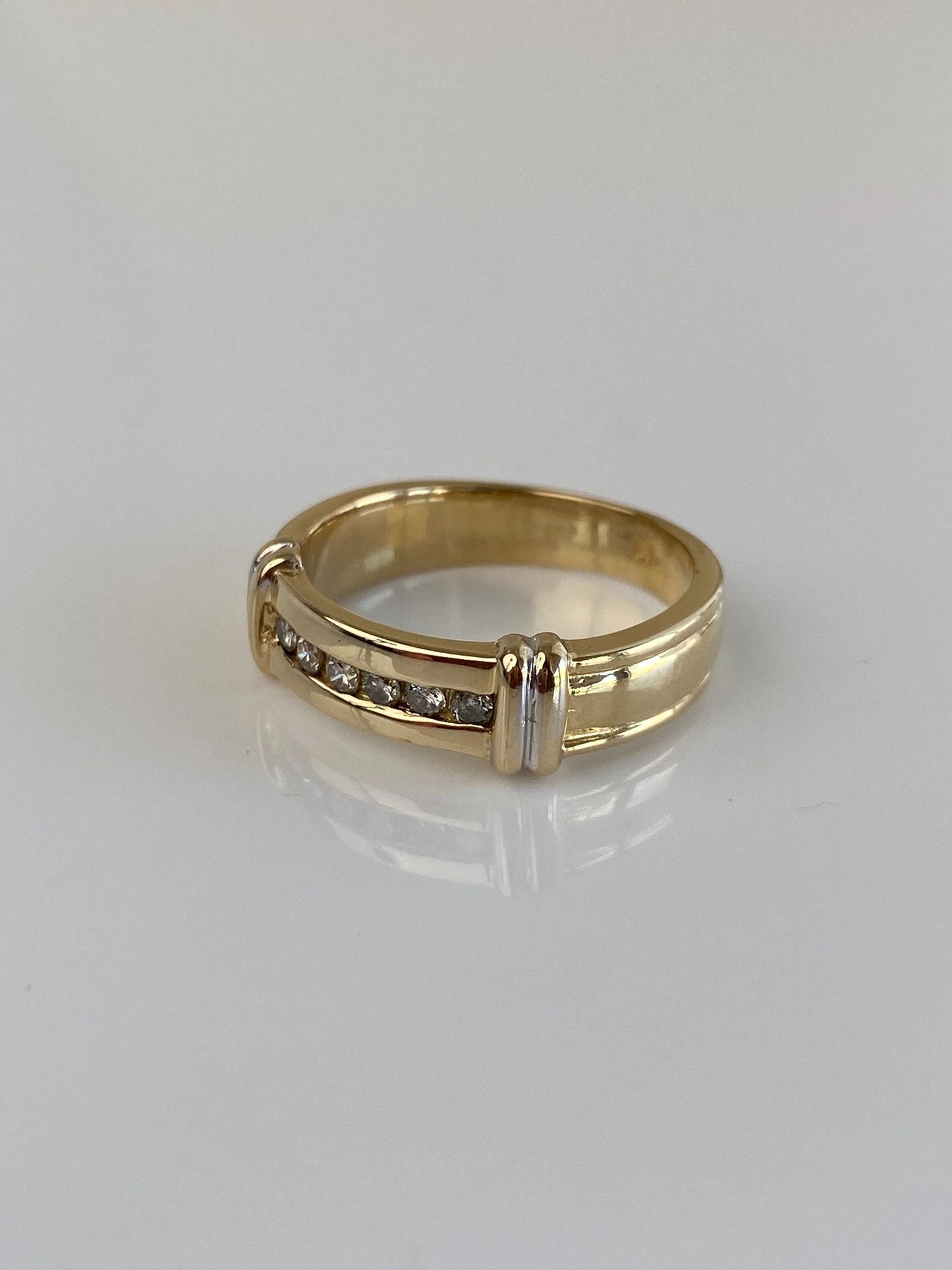 Vintage Solid 14k Yellow Gold Diamond Ring Band - Size 6.75