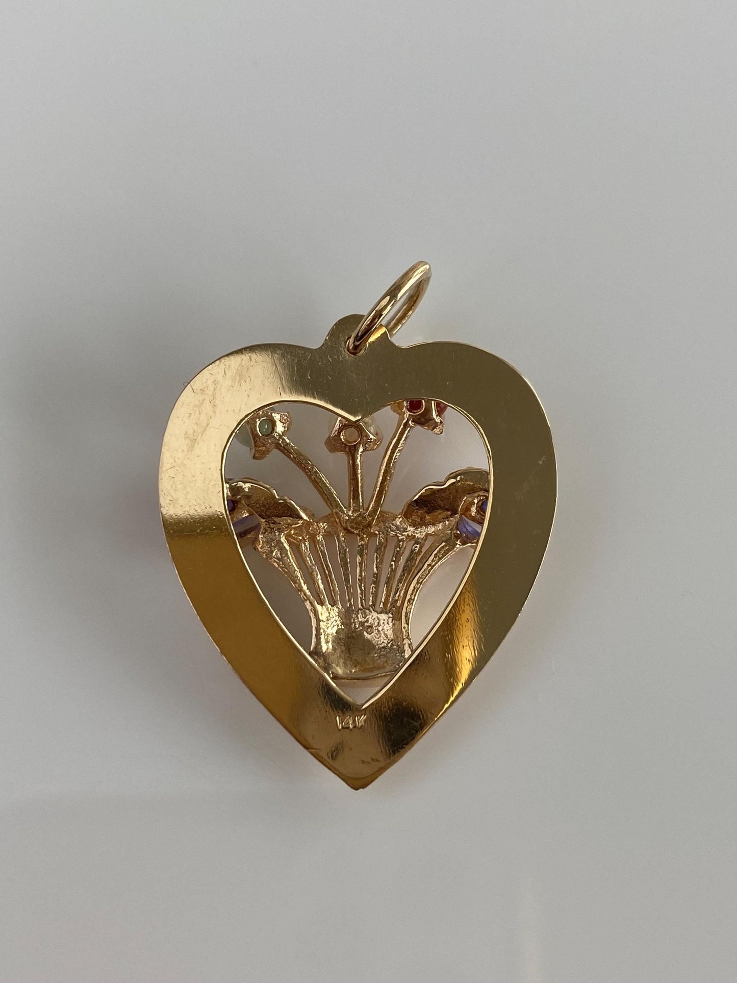 Vintage Solid 14k Yellow Gold Engine Turned Pearl Amethyst Carnelian Blue Chalcedony Agate Basket Heart Charm