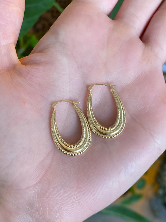 Vintage 14k Yellow Gold Design Hoop Earrings