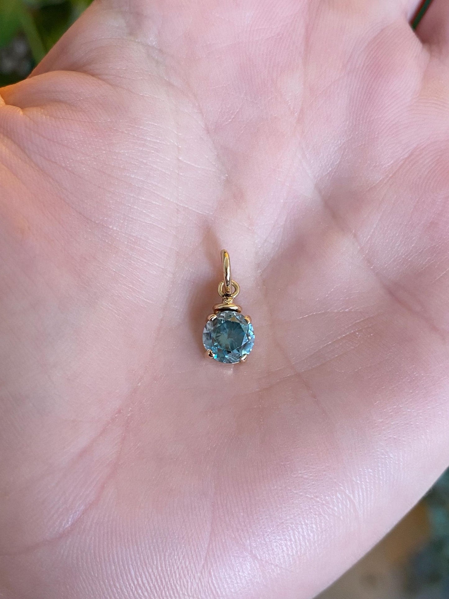 Vintage Solid 10k Yellow Gold Blue Zircon Charm