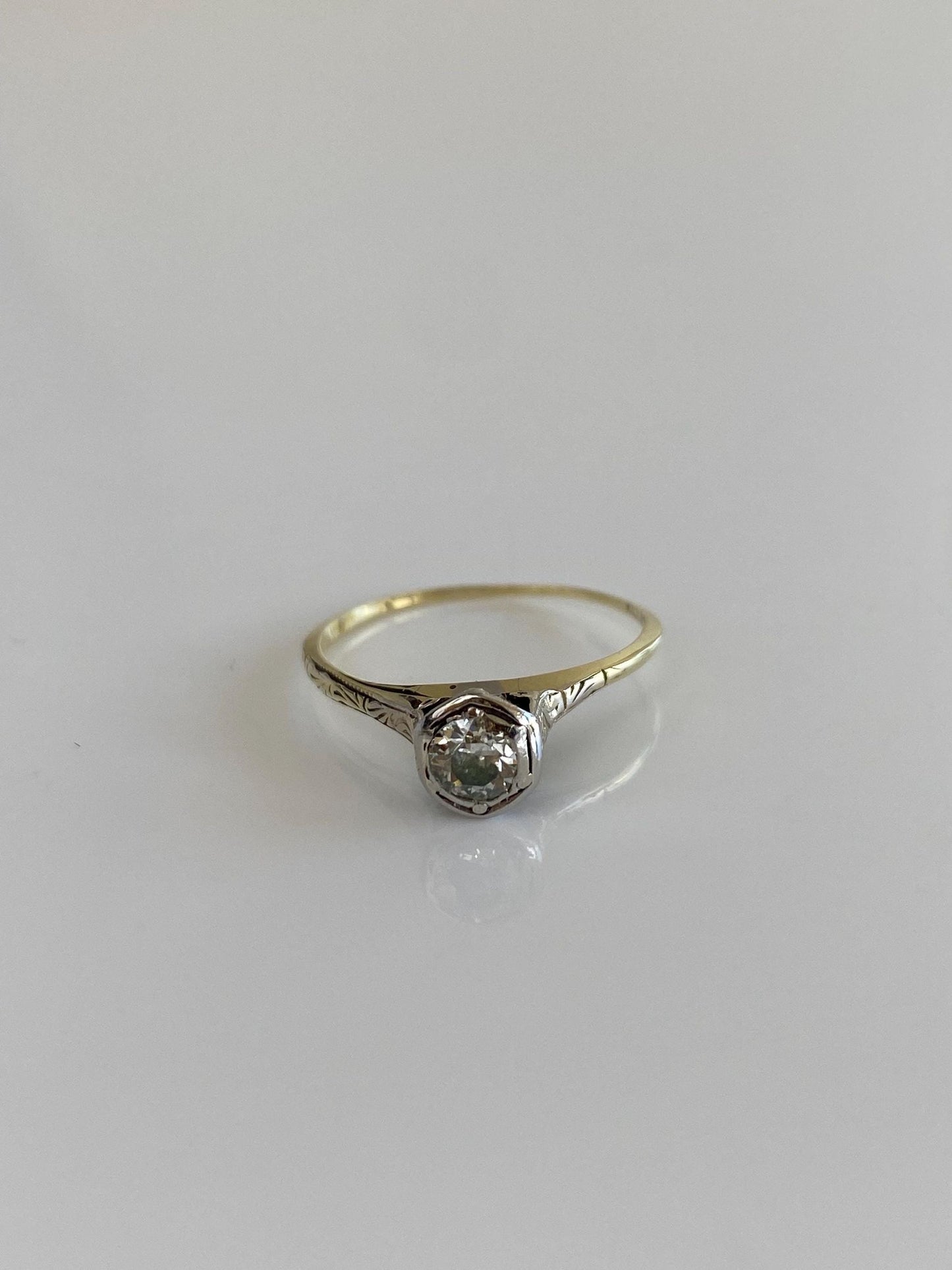 Vintage Solid 14k Yellow Gold & Platinum Diamond Art Deco Ring - Size 5.25