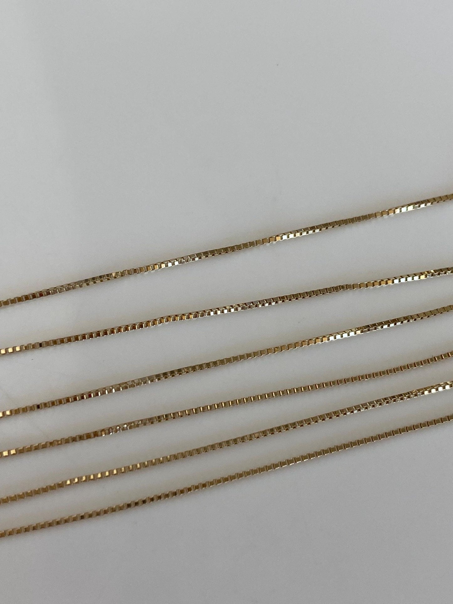 Vintage Solid 10k Yellow Gold Dainty Box Chain Necklace - 18.25 inches