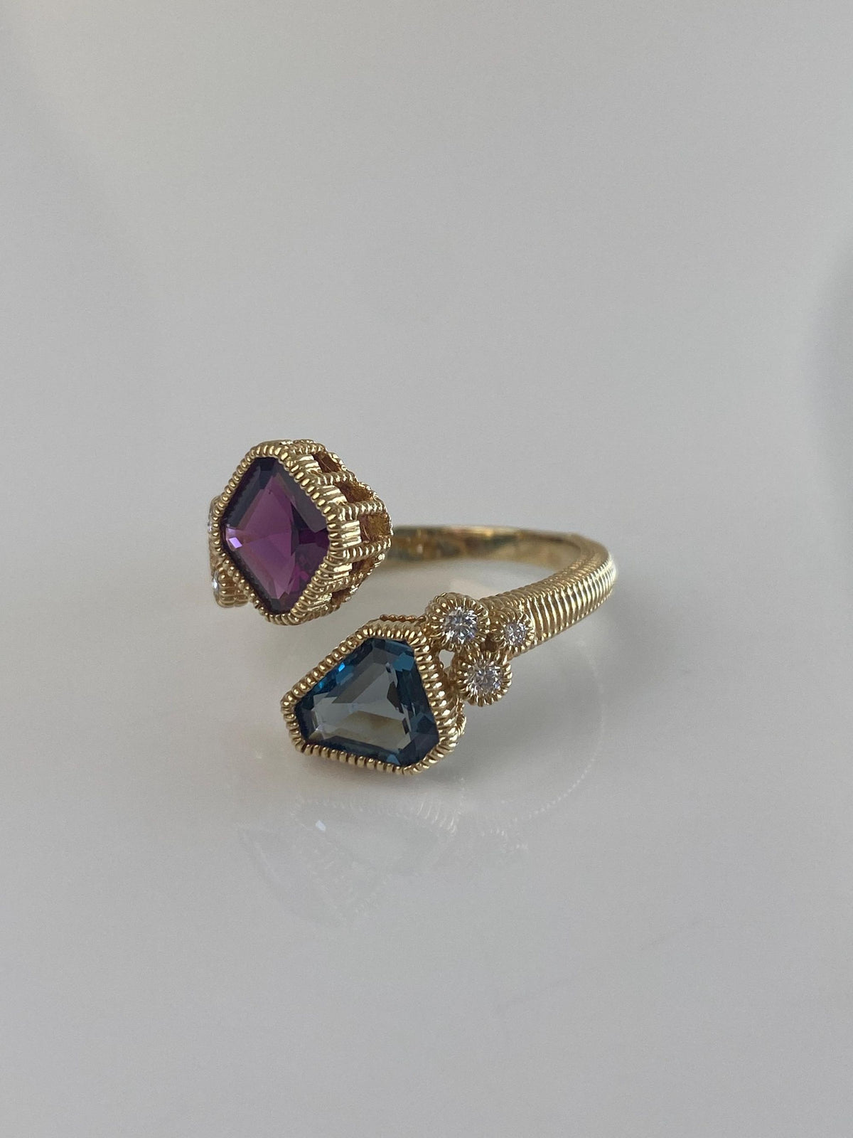 Vintage Solid 14k Yellow Gold Diamond Topaz Pink Tourmaline Bypass Textured Ring - Size 6.75