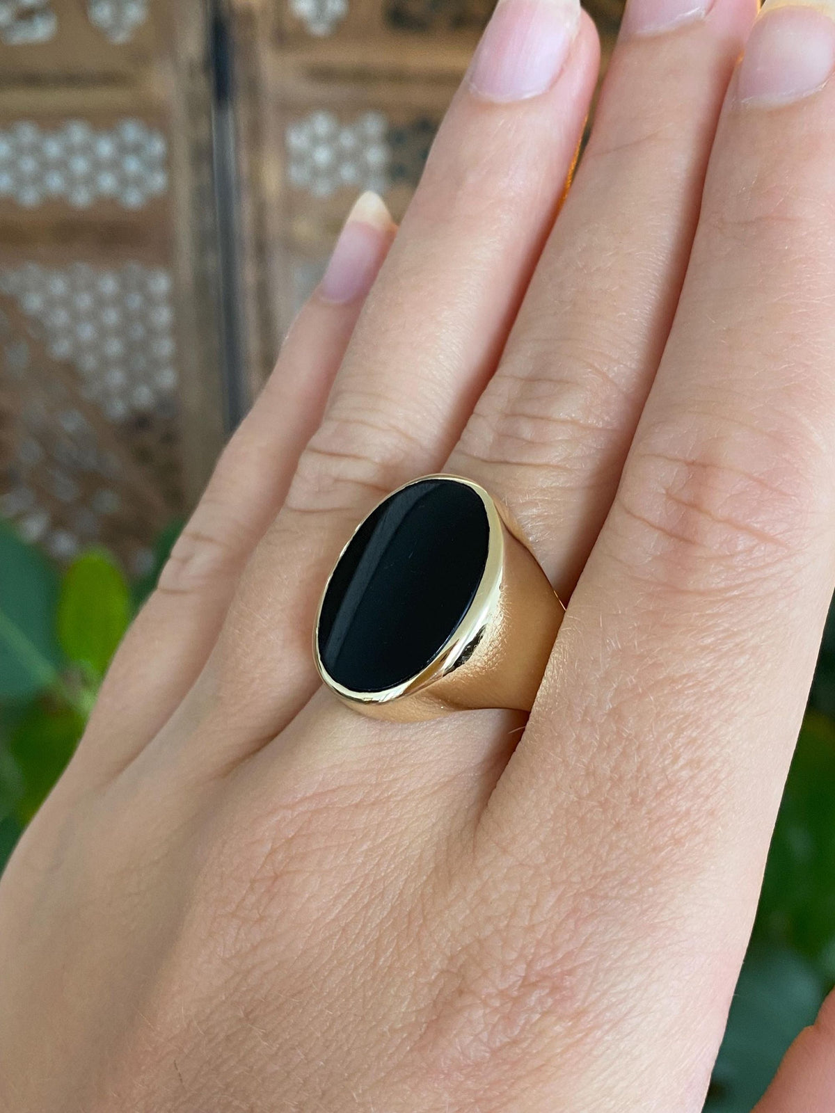 Vintage Solid 14k Yellow Gold Black Onyx Signet Ring - Size 8.75