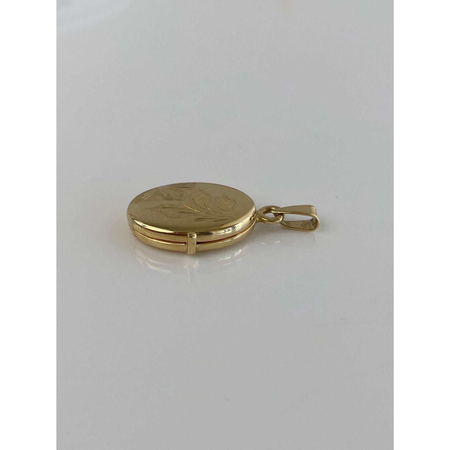 Vintage Solid 14k Yellow Gold Floral Locket Charm