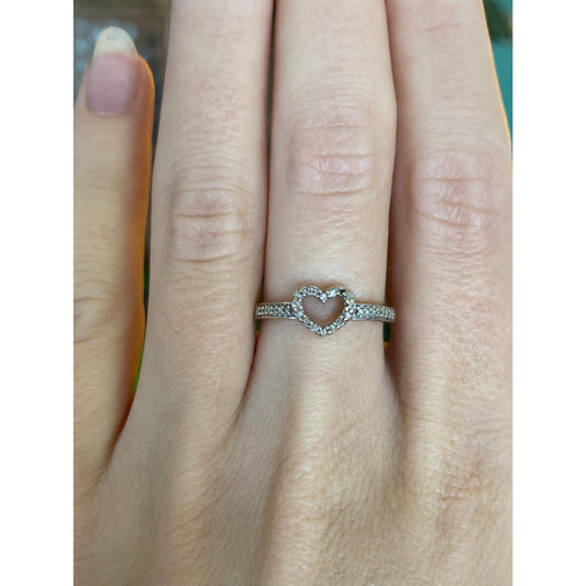 Vintage Solid 14k Yellow Gold Clear Sapphire Heart Ring - Size 6.5