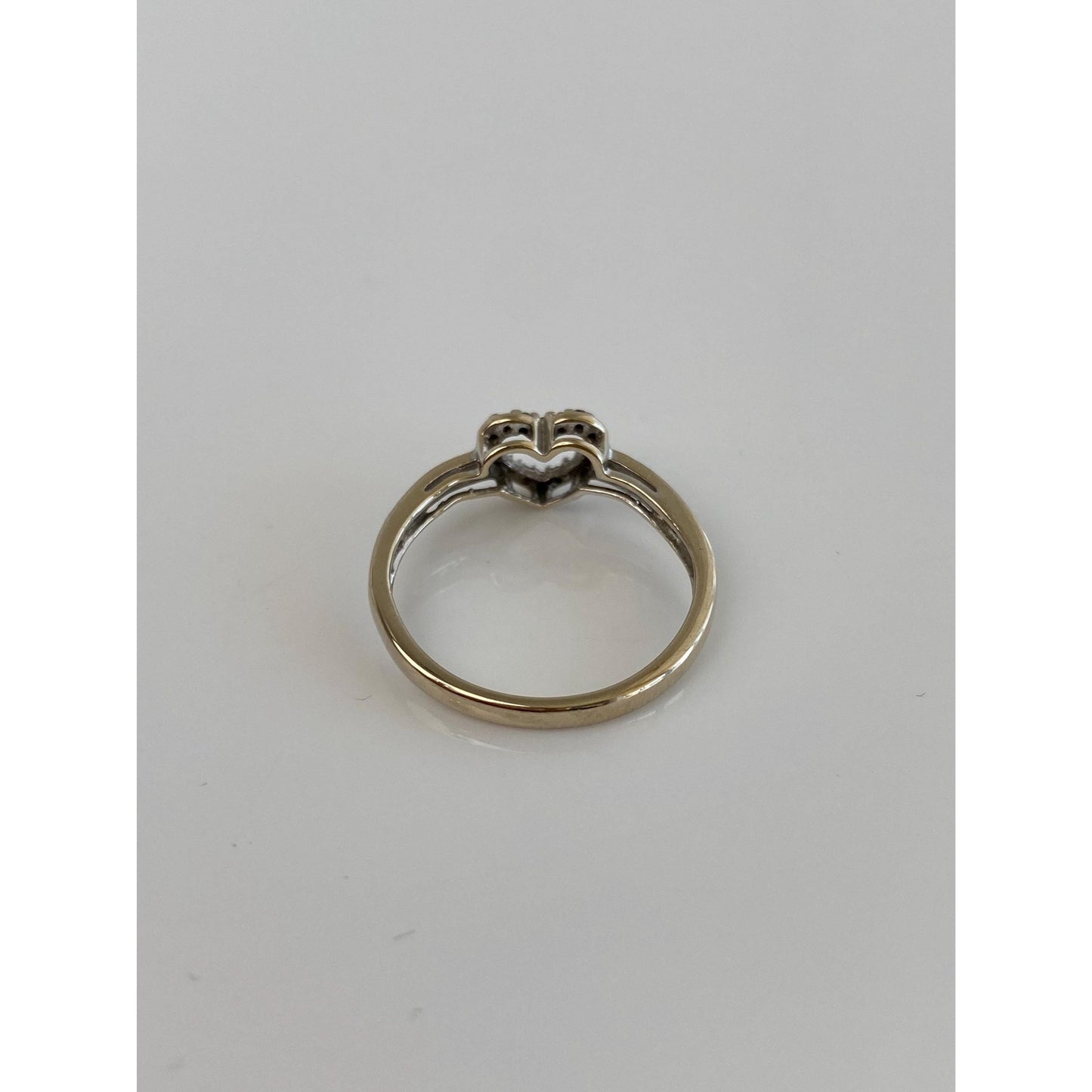 Vintage Solid 14k Yellow Gold Clear Sapphire Heart Ring - Size 6.5