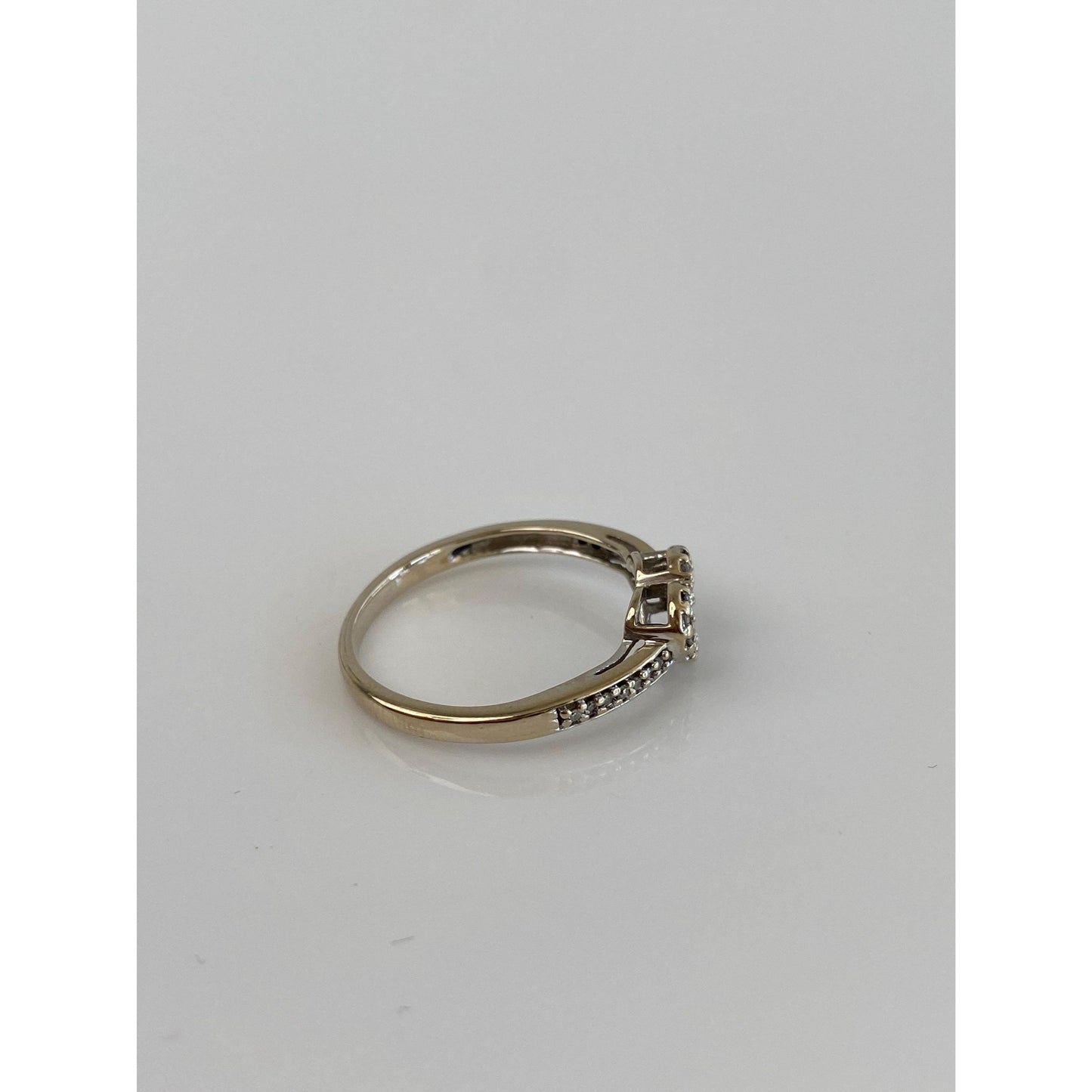 Vintage Solid 14k Yellow Gold Clear Sapphire Heart Ring - Size 6.5