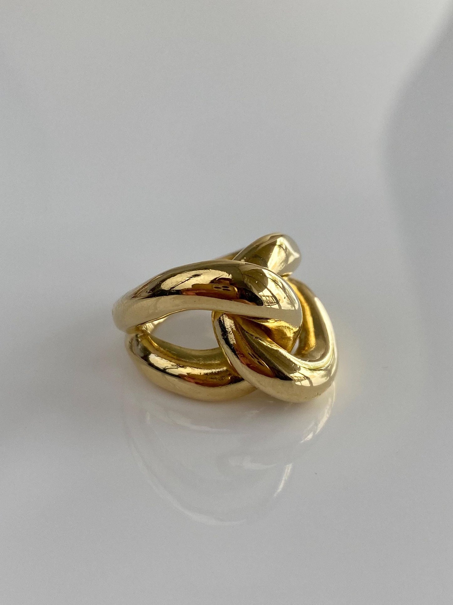 Vintage Solid 18k Yellow Gold Chunky Open Knot Ring Band - Size 5.75