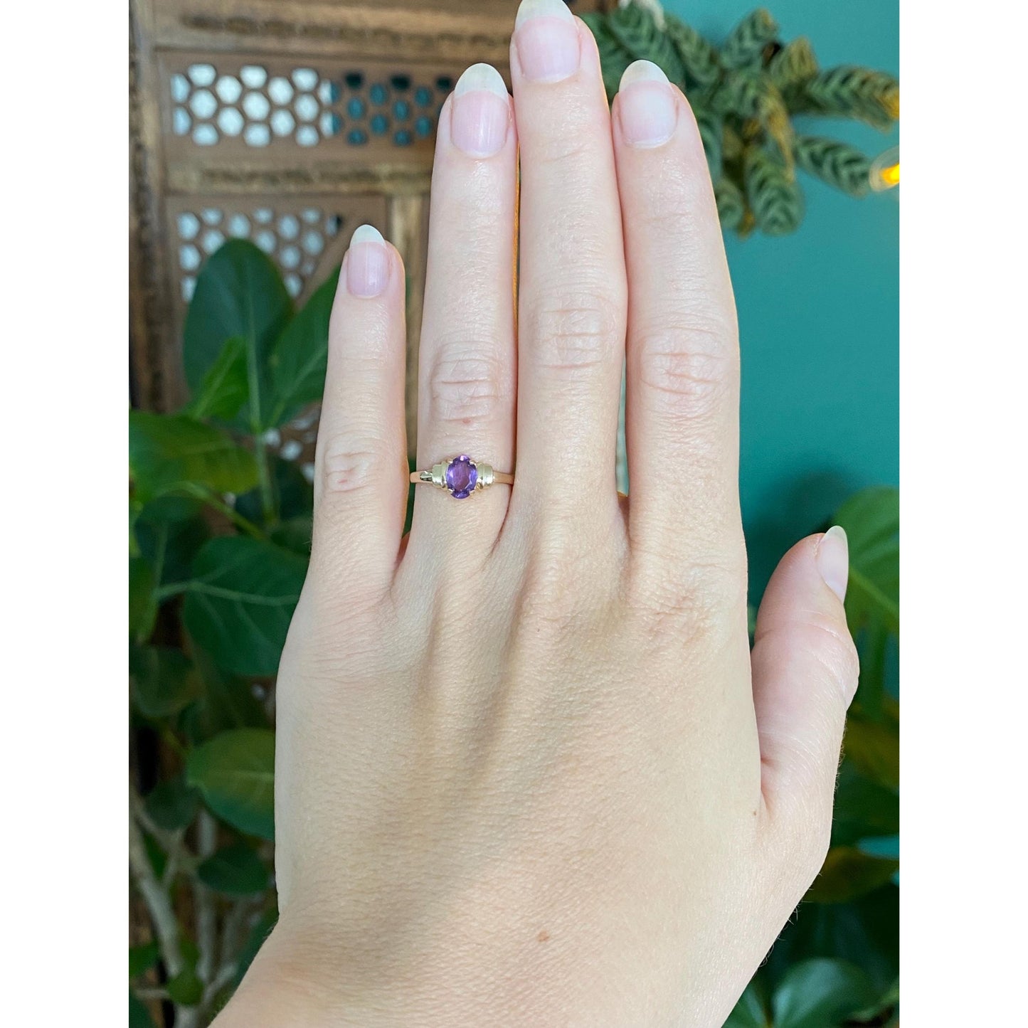 Vintage Solid 14k Yellow Gold Amethyst Ring - Size 5.25
